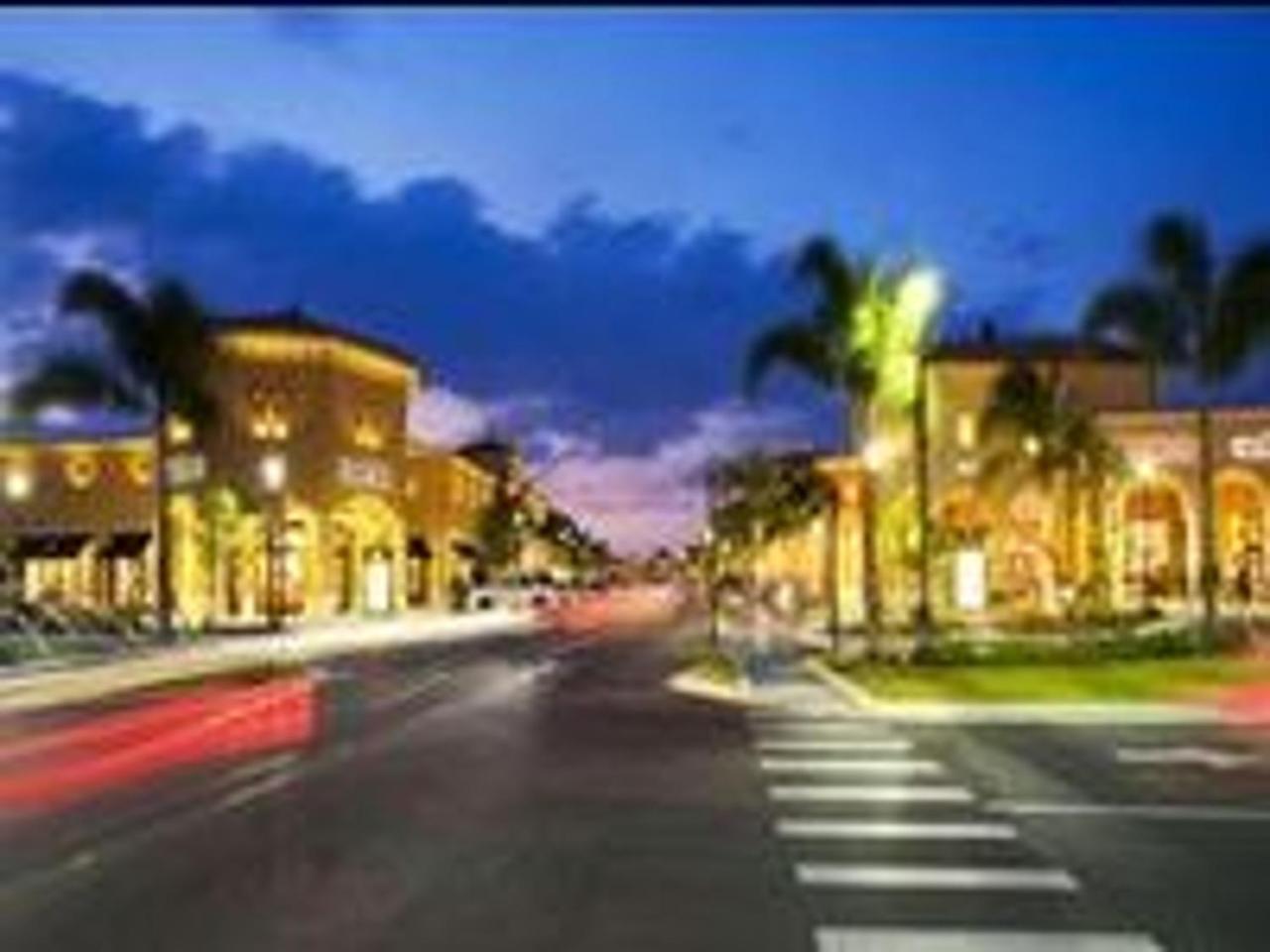 2BR Condo with Direct Beach & Pool Views NSB FL