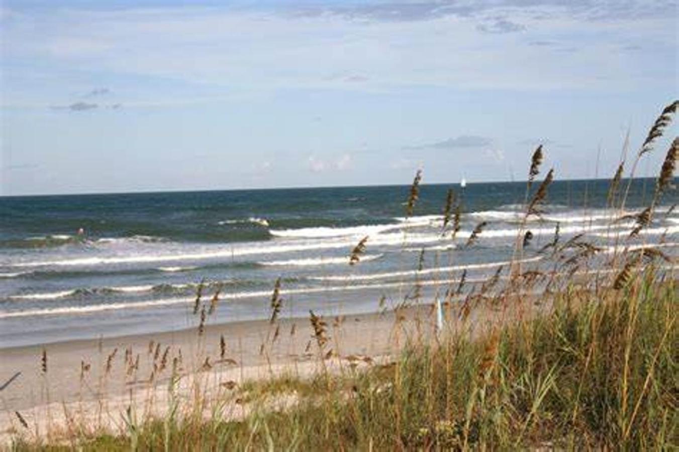 2BR Condo with Direct Beach & Pool Views NSB FL