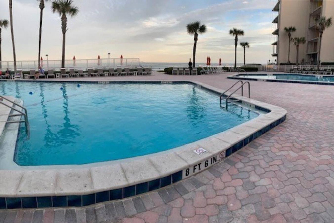 2BR Condo with Direct Beach & Pool Views NSB FL