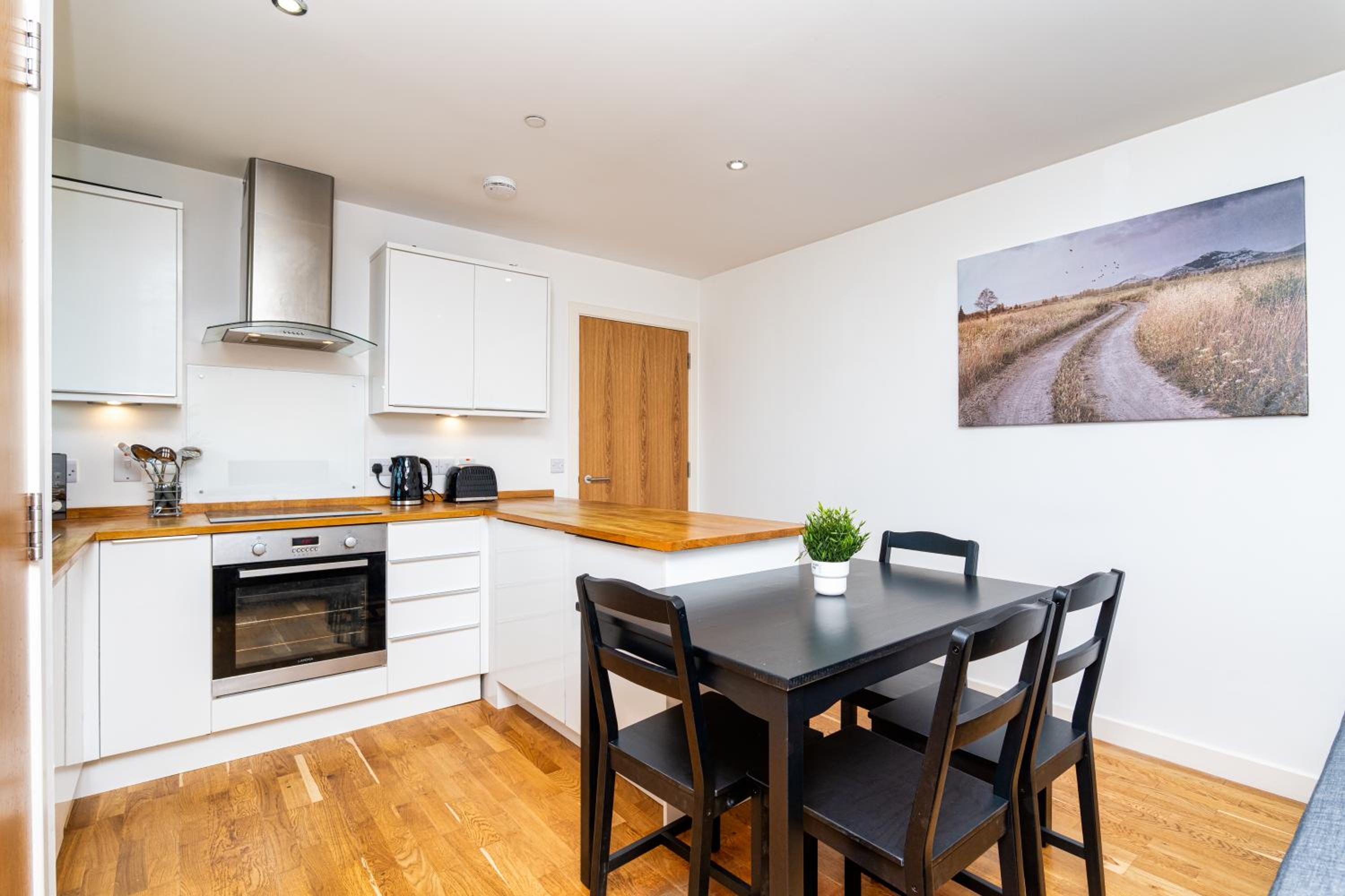 2Bed Ground Floor-Free Parking