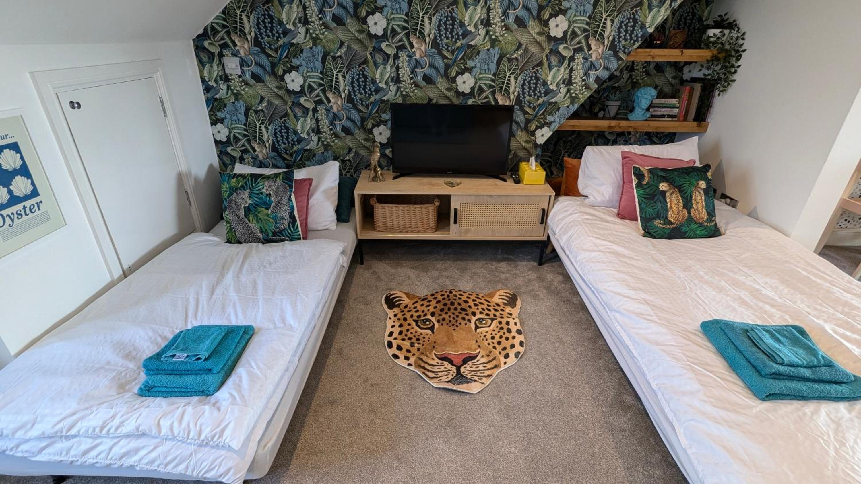 Stylish Condo on Victorian Seafront, Voyagers Rest Bexhill