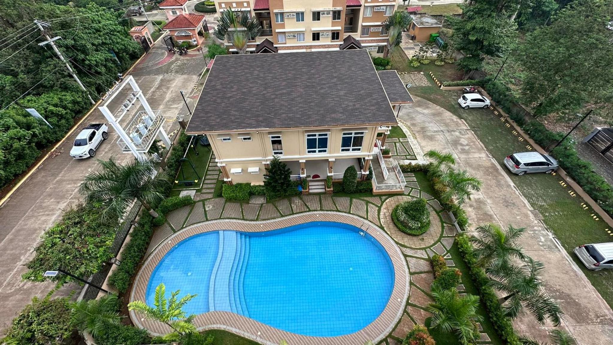 Open Studio with a Balcony & FREE Private Pool, Gym & Parking - B2 2Garnet