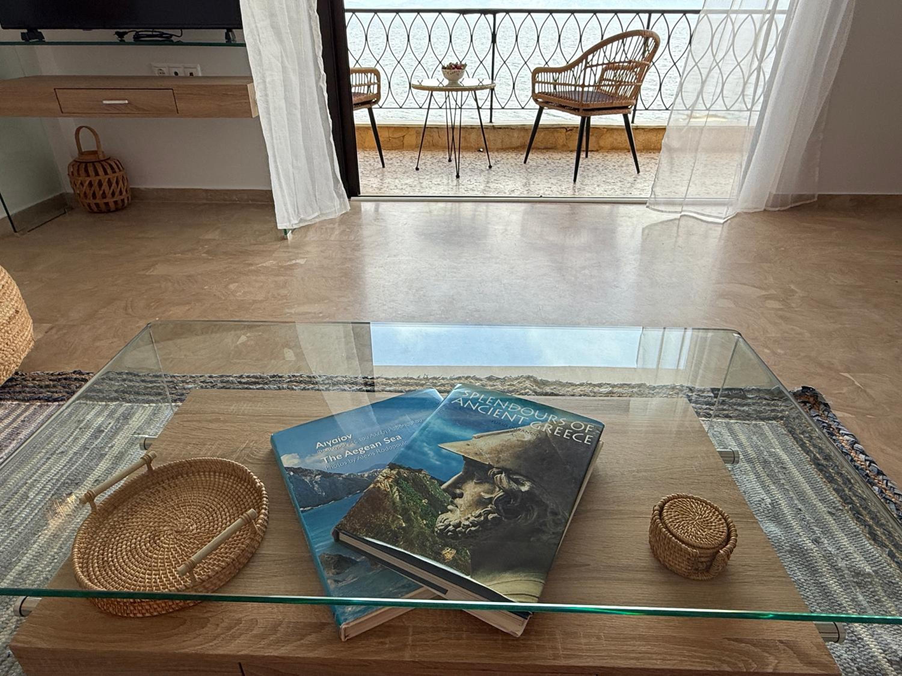 Fronte Mare Suite - Sea Front Luxury Suite With Private Beach Patio