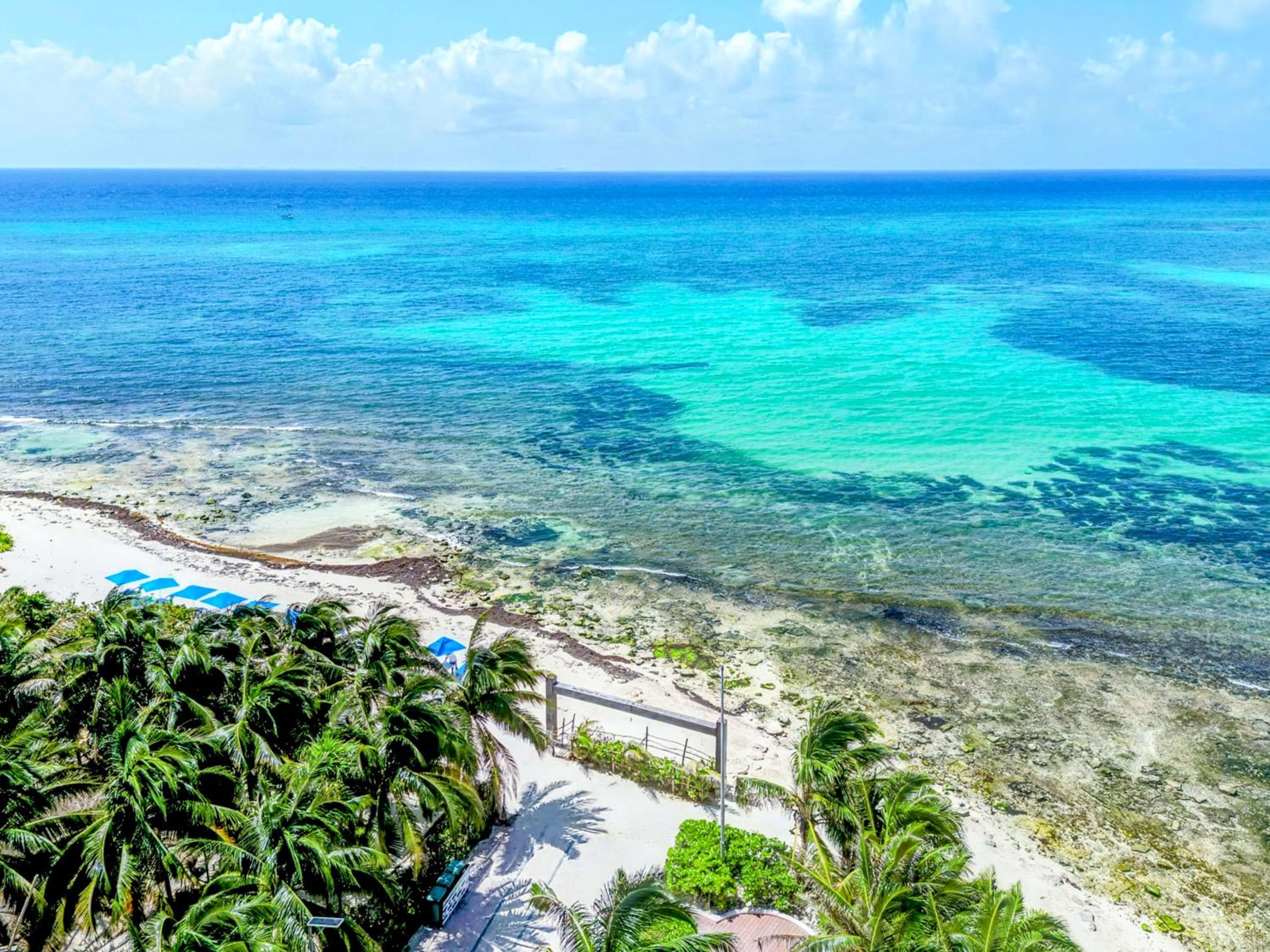 Family Escape 2 Private Apartments Sleeps 8 500m Beach Kitchen AC Value Stay 7A8A