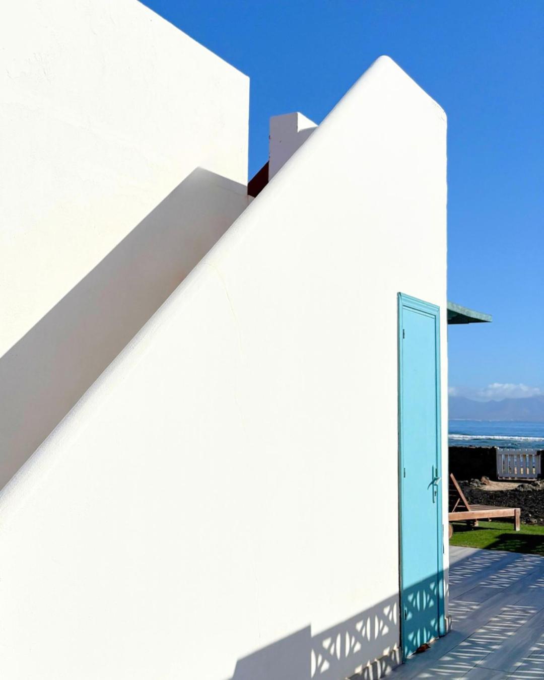 BeachFront Villa - La Casa del Mar