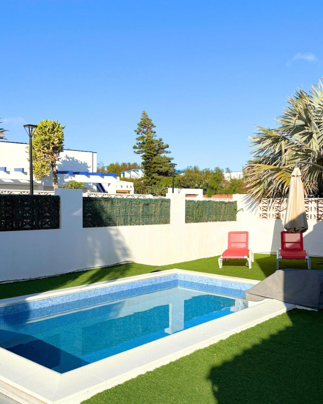 BeachFront Villa - La Casa del Mar