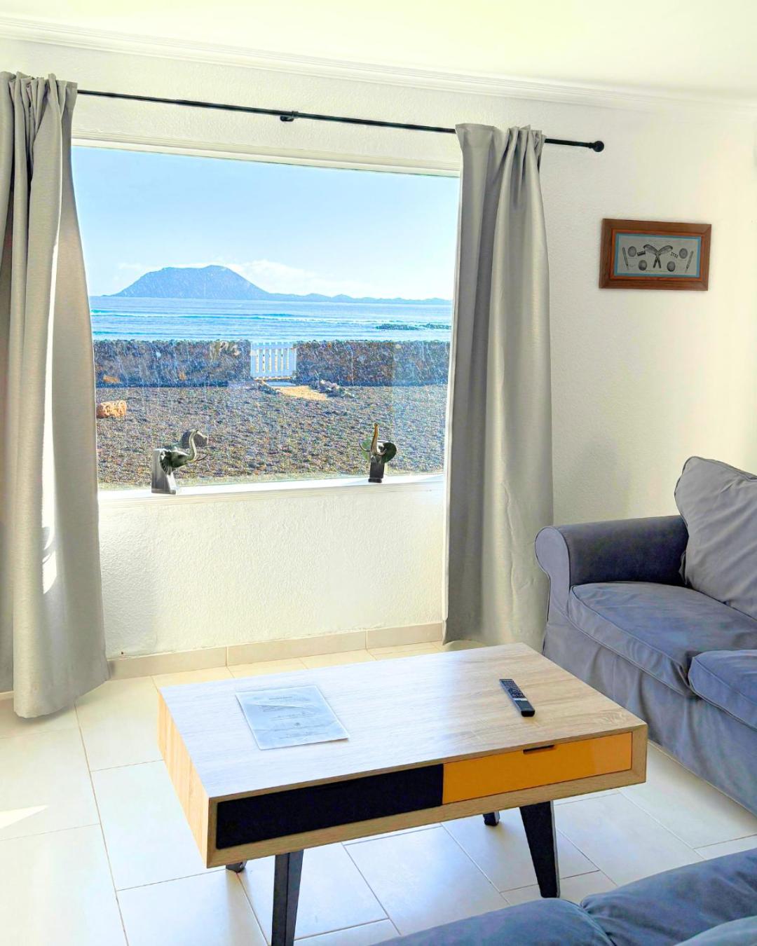 BeachFront Villa - La Casa del Mar