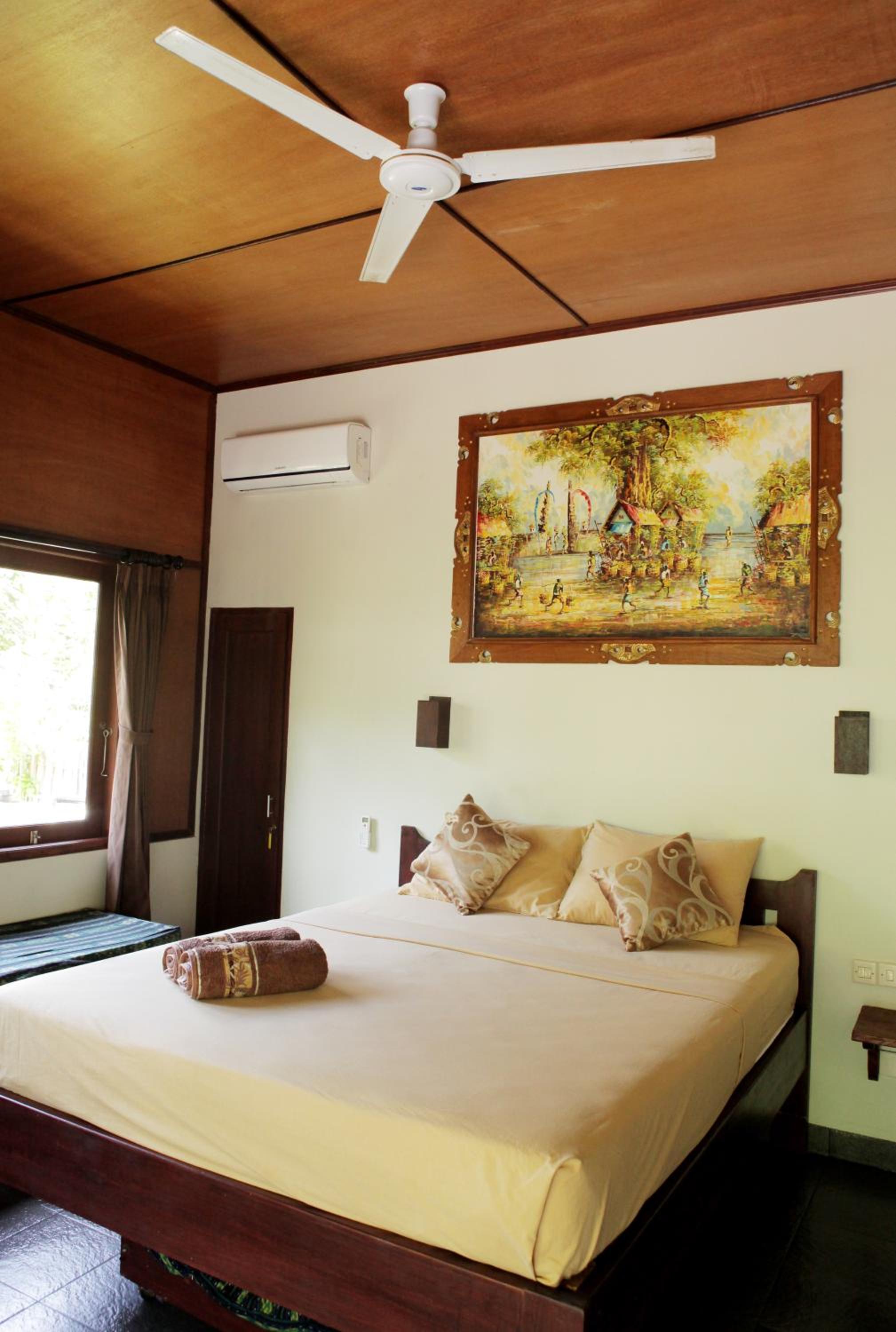 Ana Warung & Bungalows view 3