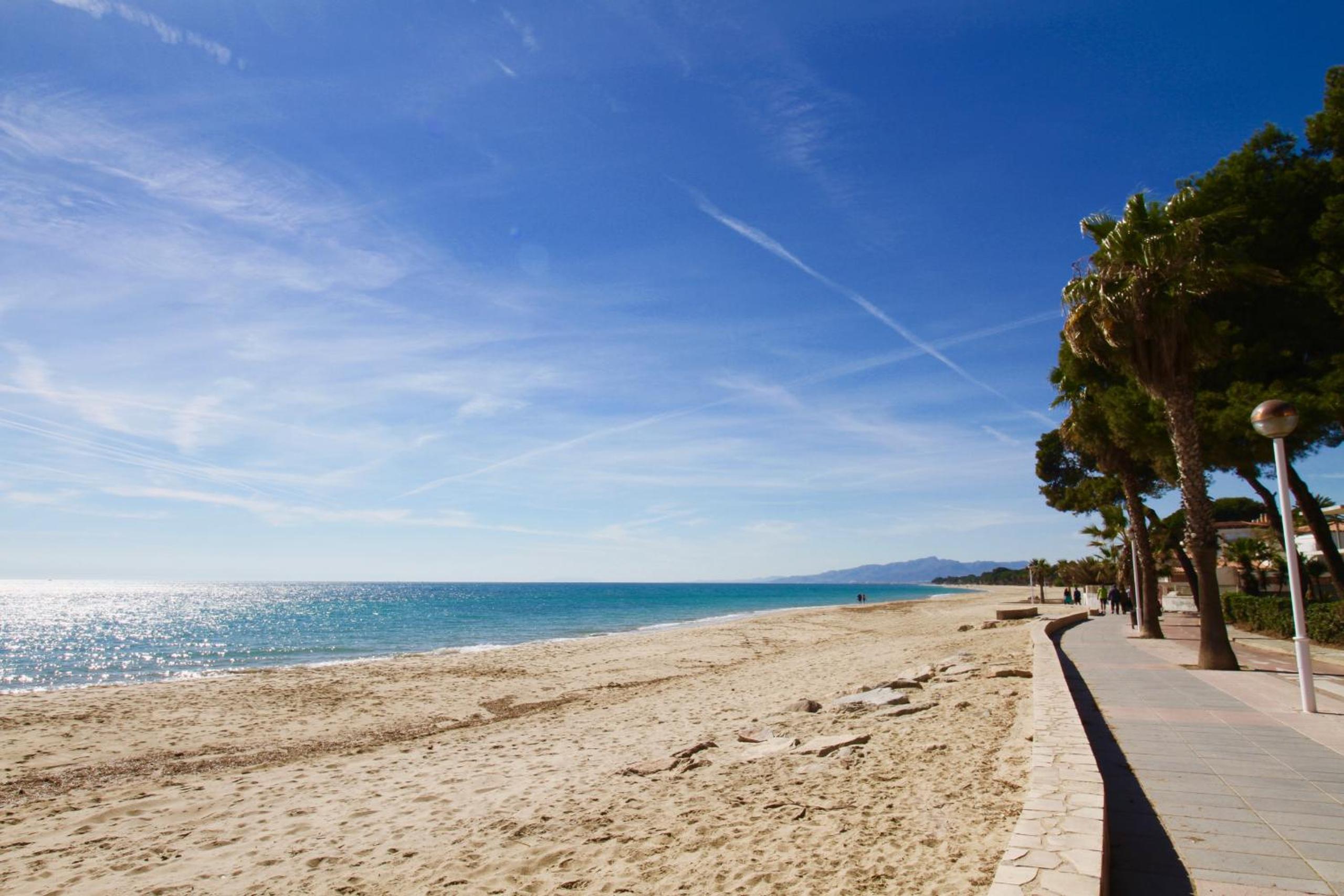 Mediterranean Way - Beach Apartment Regueral