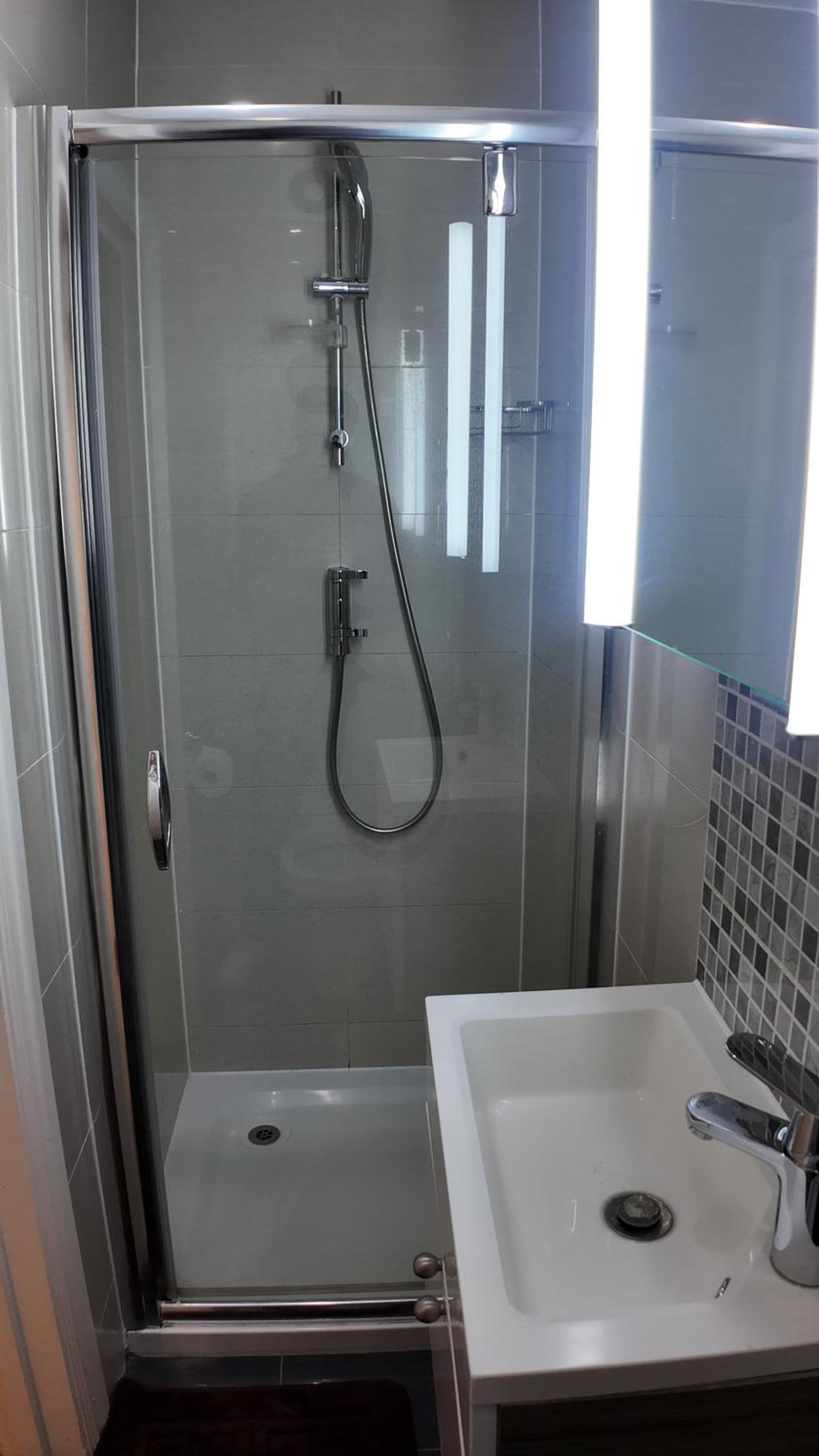 Ideal 2BHK in upper Berkeley BK1
