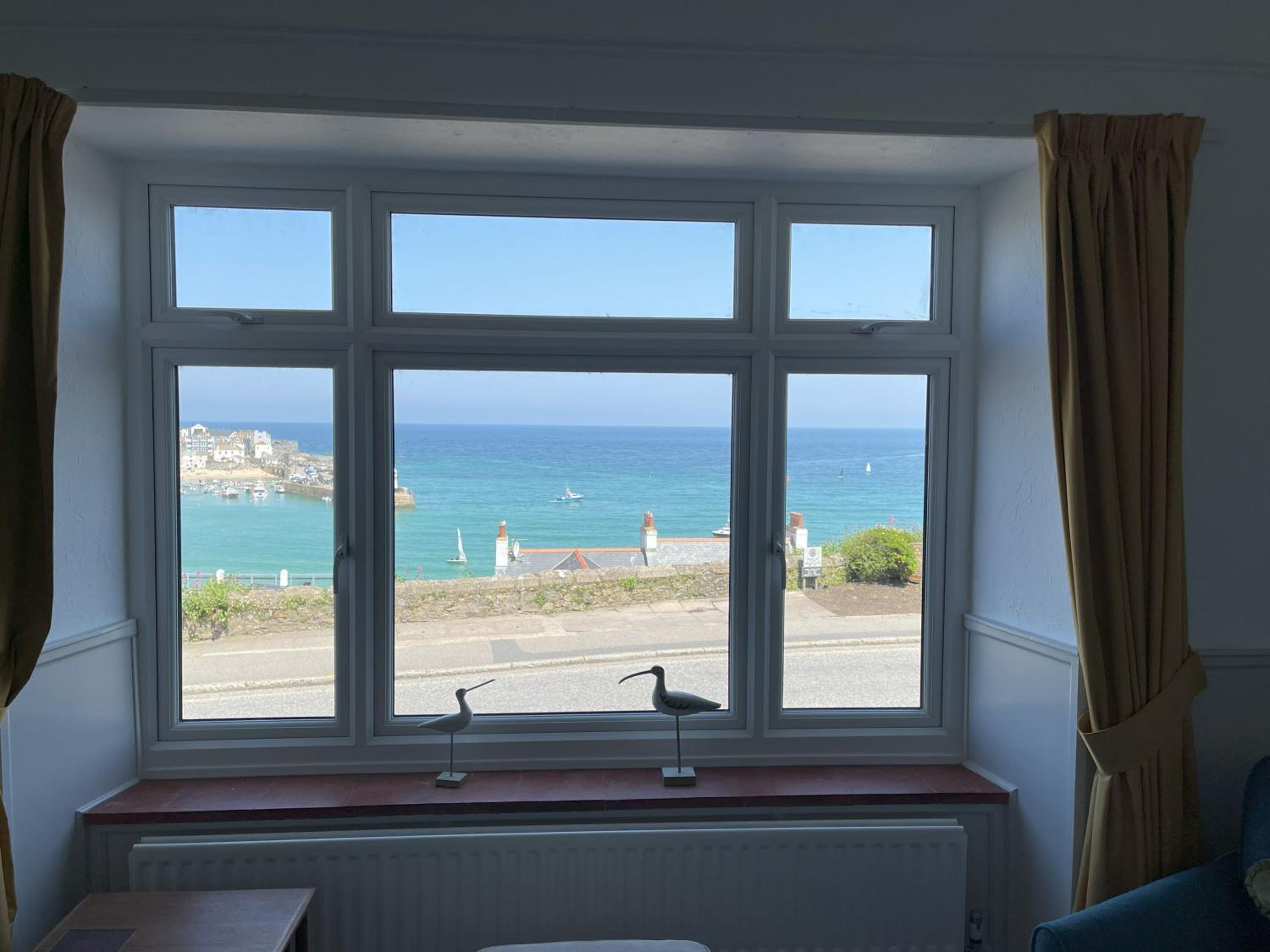 Morvah - stunning views of the harbour and beyond