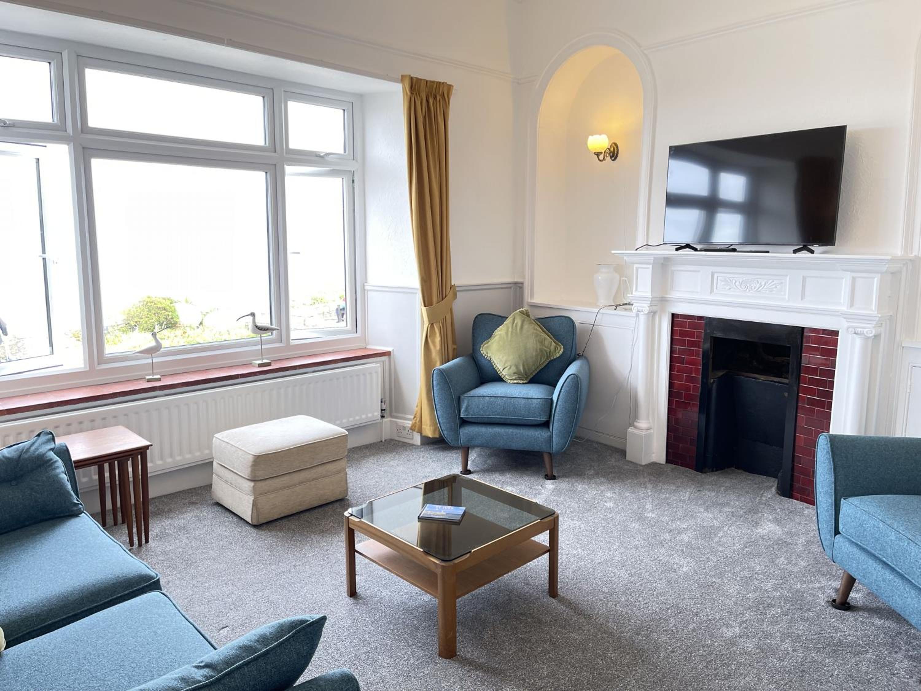 Morvah - stunning views of the harbour and beyond