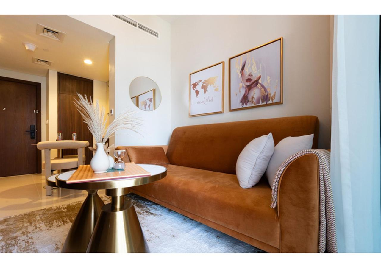 Reva Residence - Luxe 1BR with Burj Khalifa View