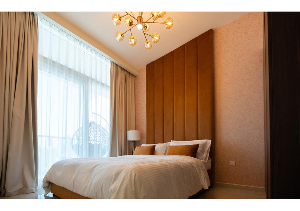 Reva Residence - Luxe 1BR with Burj Khalifa View