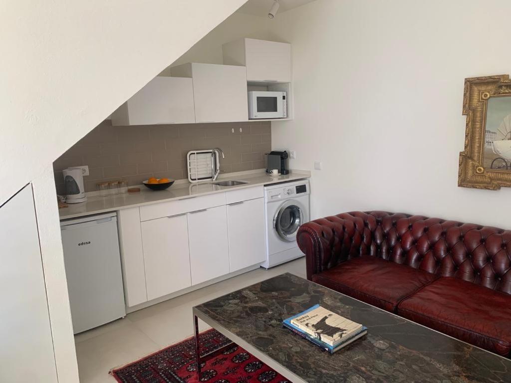 Apartment 1, Old Town Charm Lagos