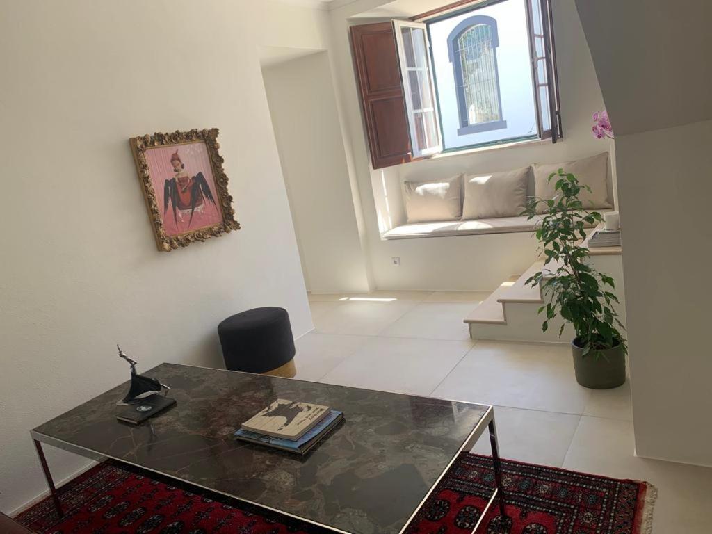 Apartment 1, Old Town Charm Lagos
