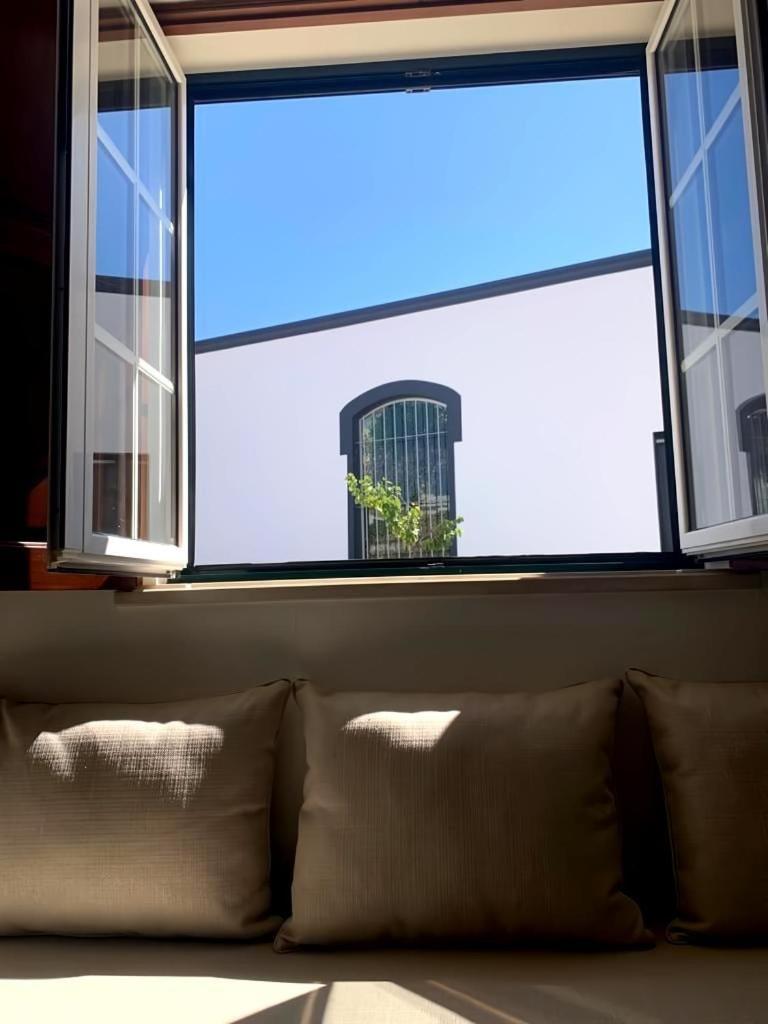 Apartment 1, Old Town Charm Lagos