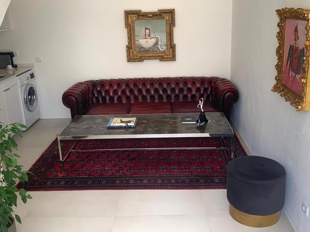 Apartment 1, Old Town Charm Lagos