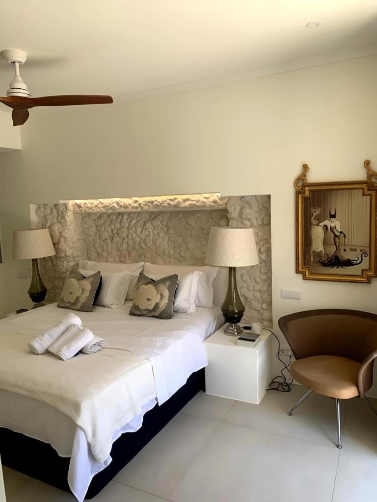 Apartment 1, Old Town Charm Lagos