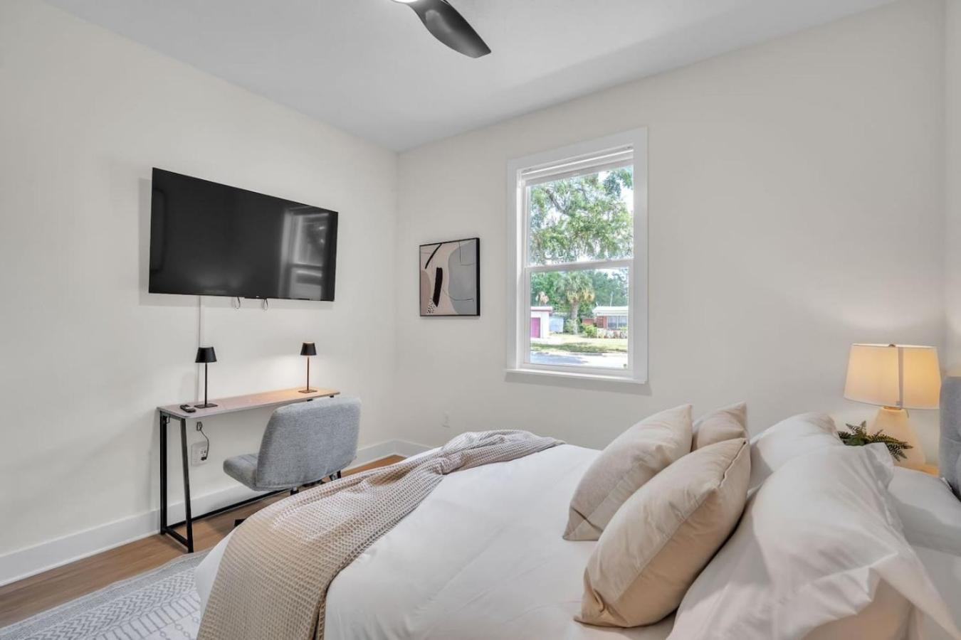 Tampa Getaway with Pickleball Court Pool and Gym
