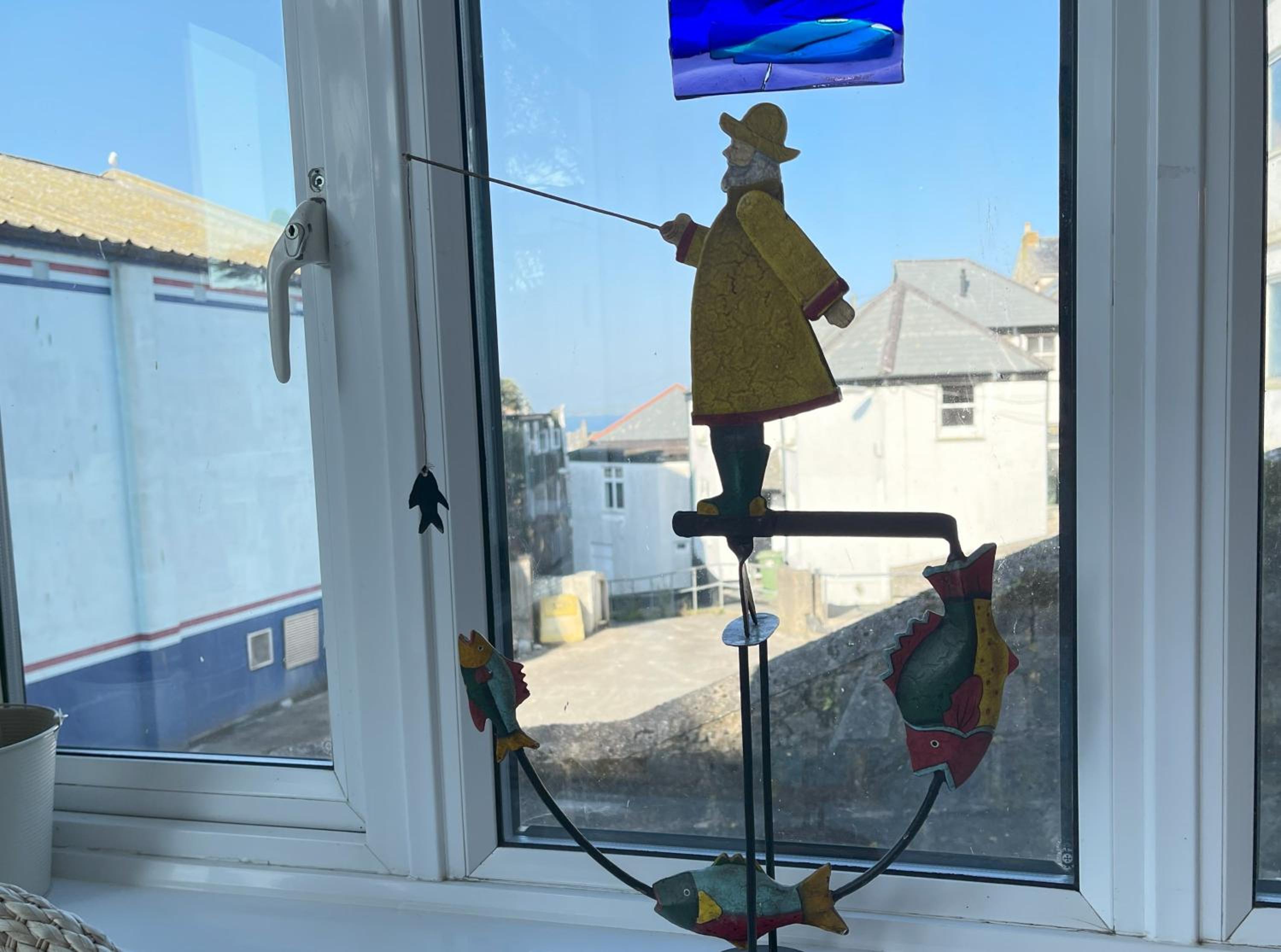 Step n Sea - moments from the town centre and sea
