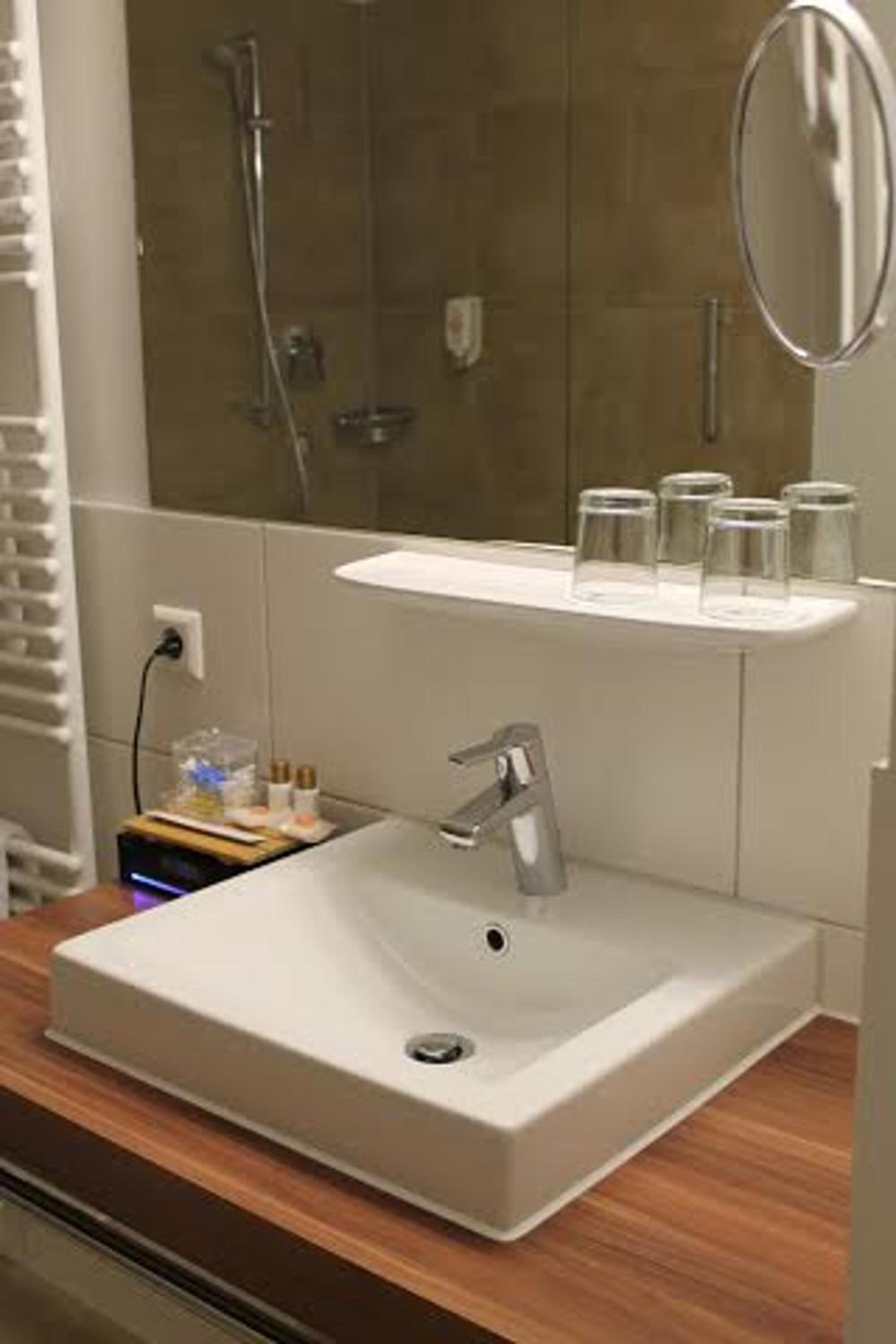 Stadt-gut-Hotel Gasthof Goldener Adler - Property Image 37