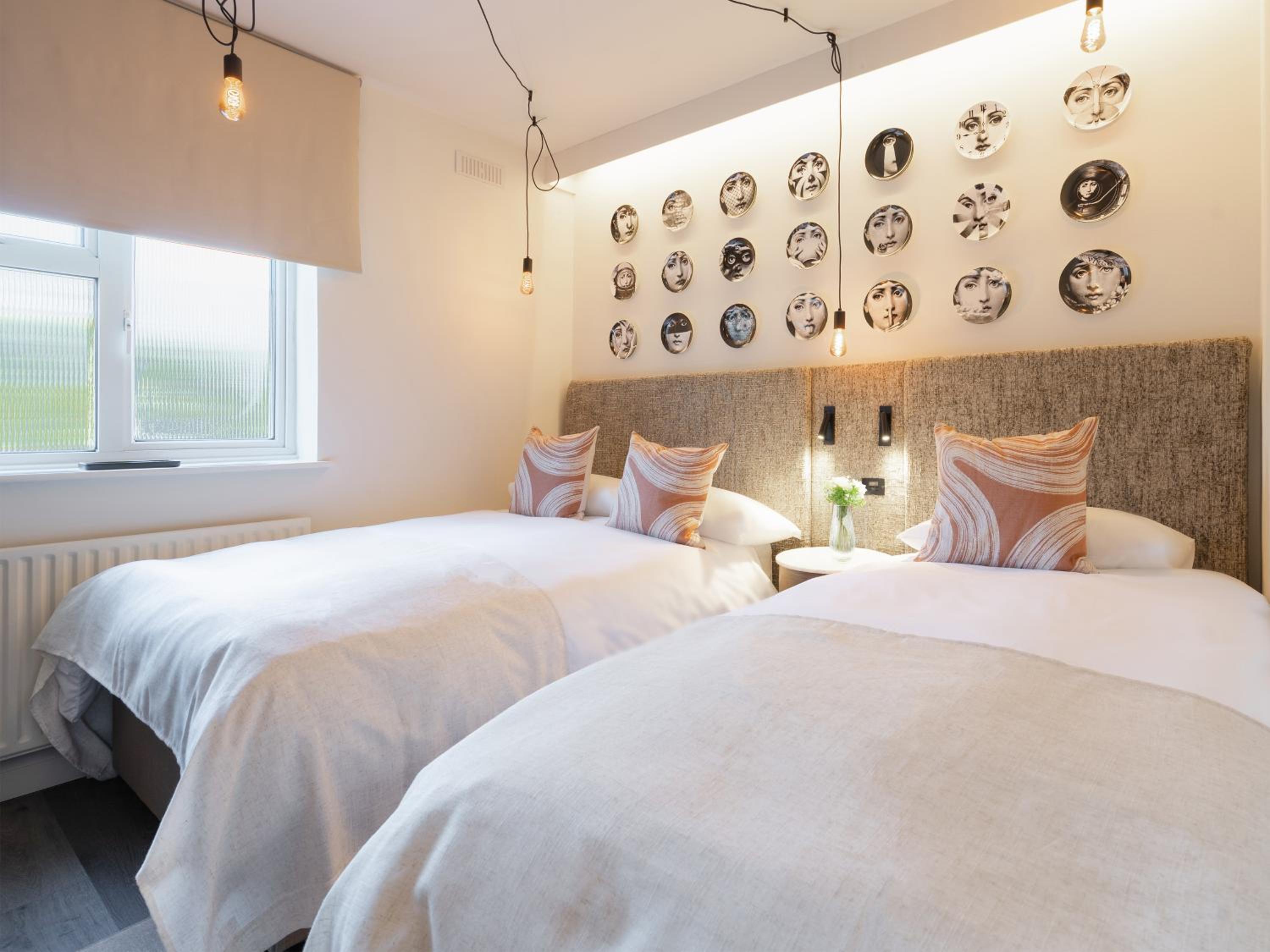 Cosy Chic Apartment, 1 bedroom, parking, newly refurbed, near M25, Heathrow, Rickmansworth