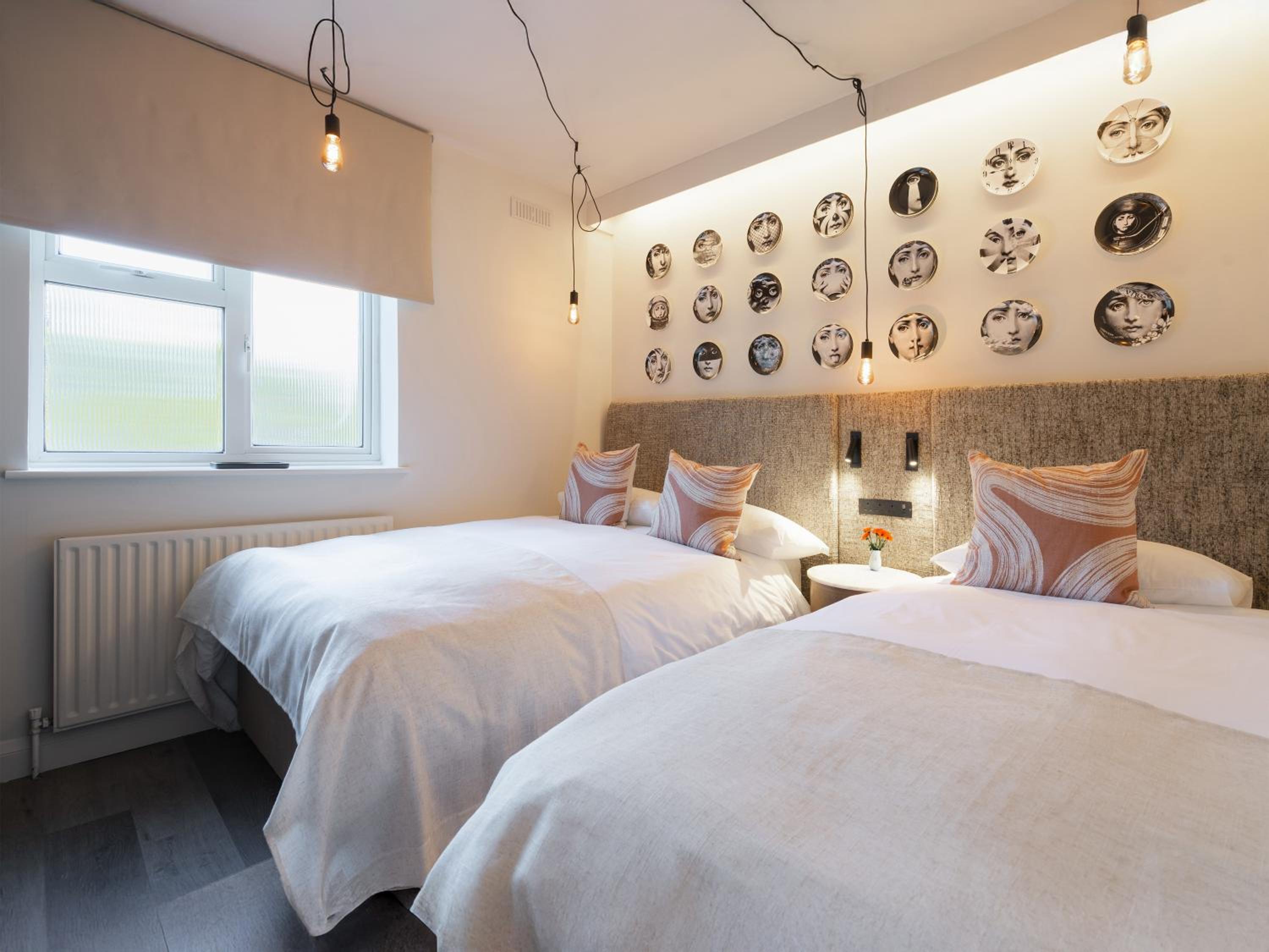 Cosy Chic Apartment, 1 bedroom, parking, newly refurbed, near M25, Heathrow, Rickmansworth