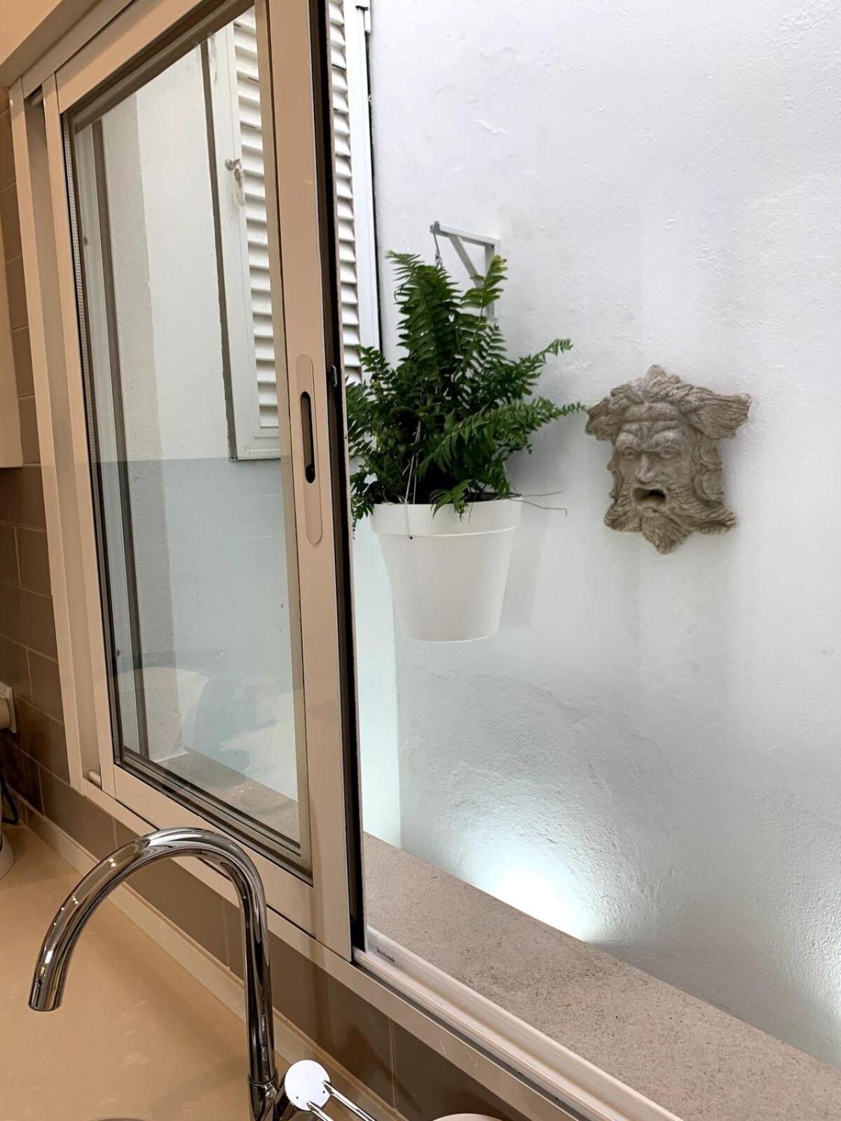 Studio Apartment 2, Old Town Charm Lagos