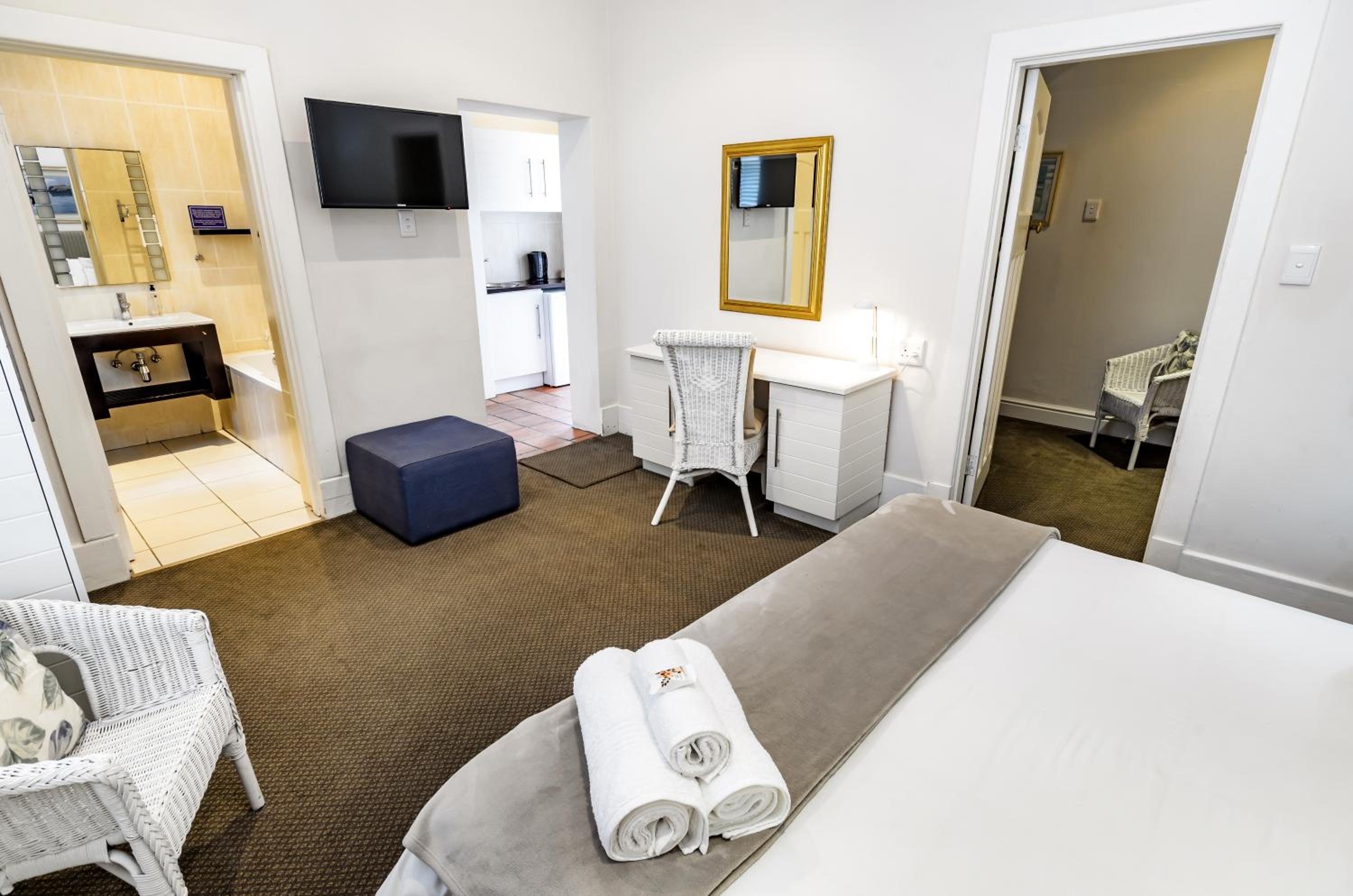 First Avenue Guesthouse