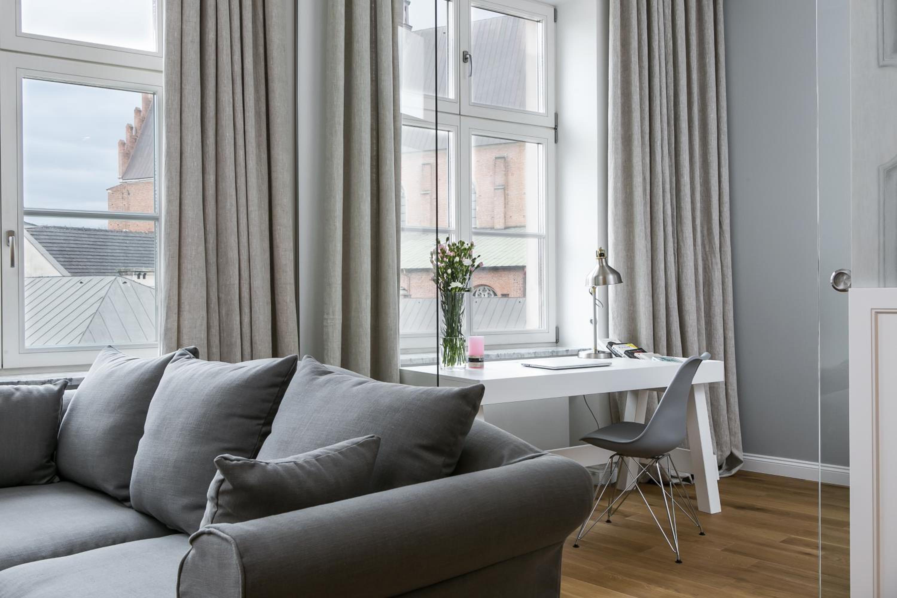 MINT Luxury Apartments at the Main Square