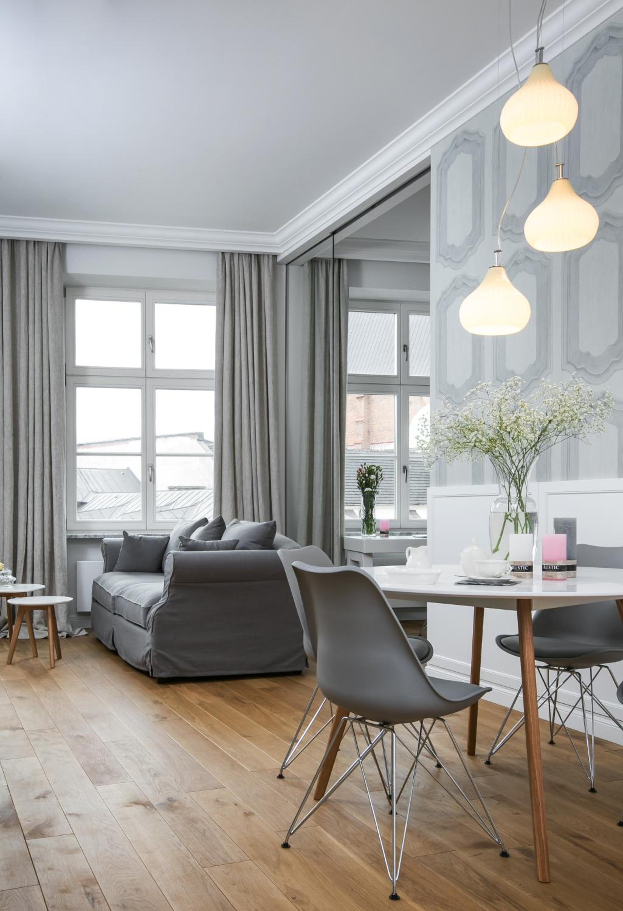MINT Luxury Apartments at the Main Square