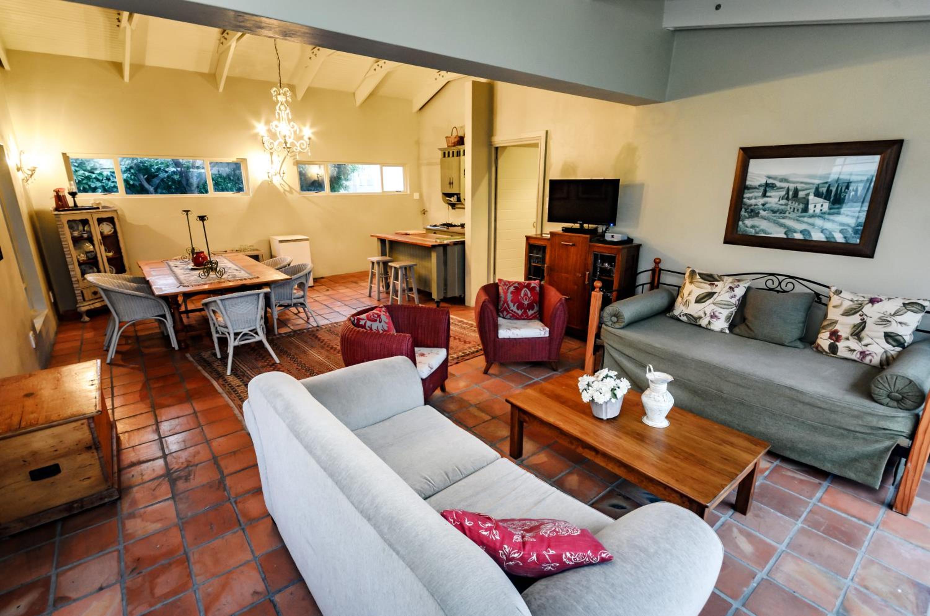 First Avenue Guesthouse