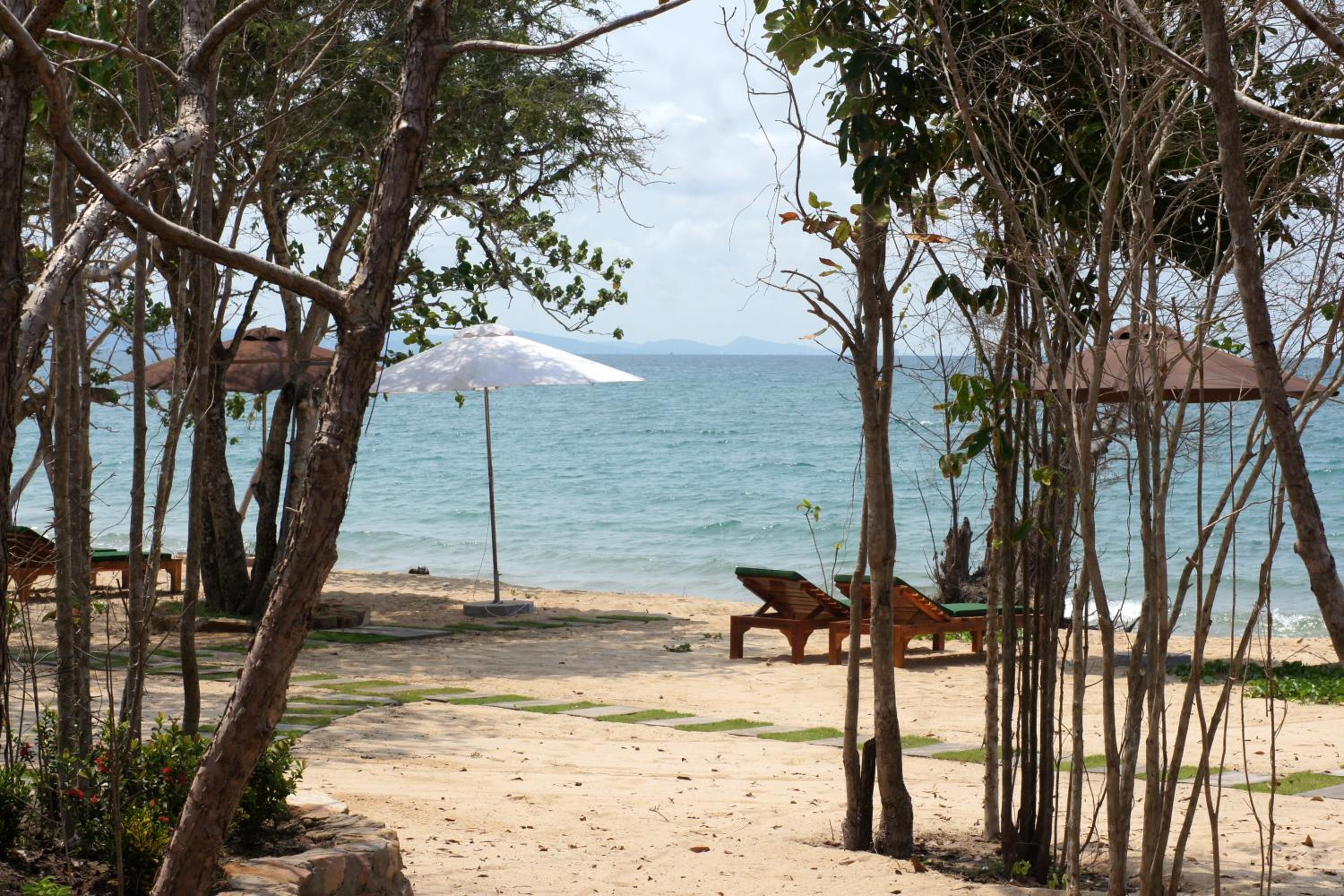 Gold Sand Beach Bungalow