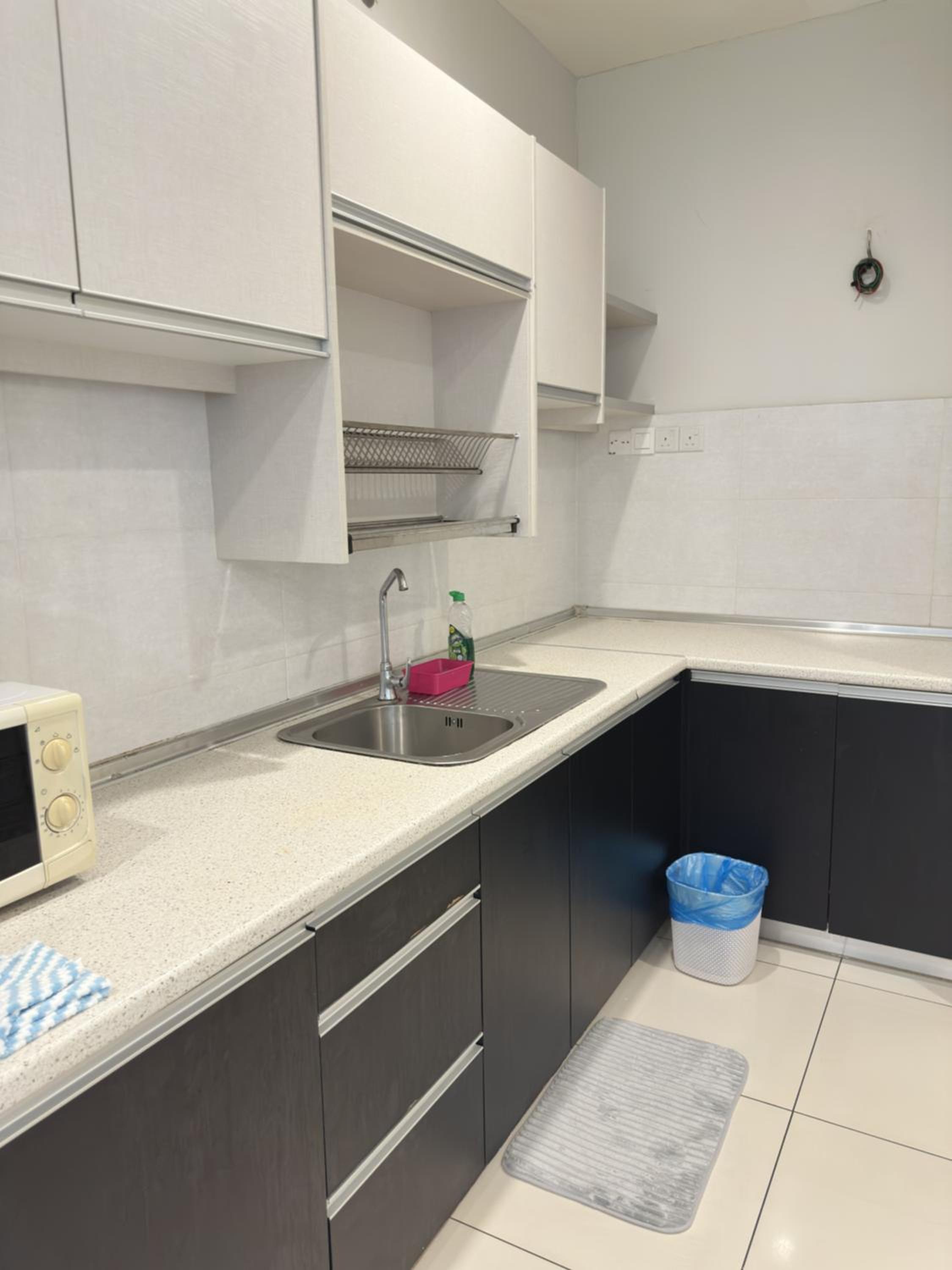 High-Floor Seaview Modern Suite 2BR Condo Next to Gurney & Georgetown Mansion one 26