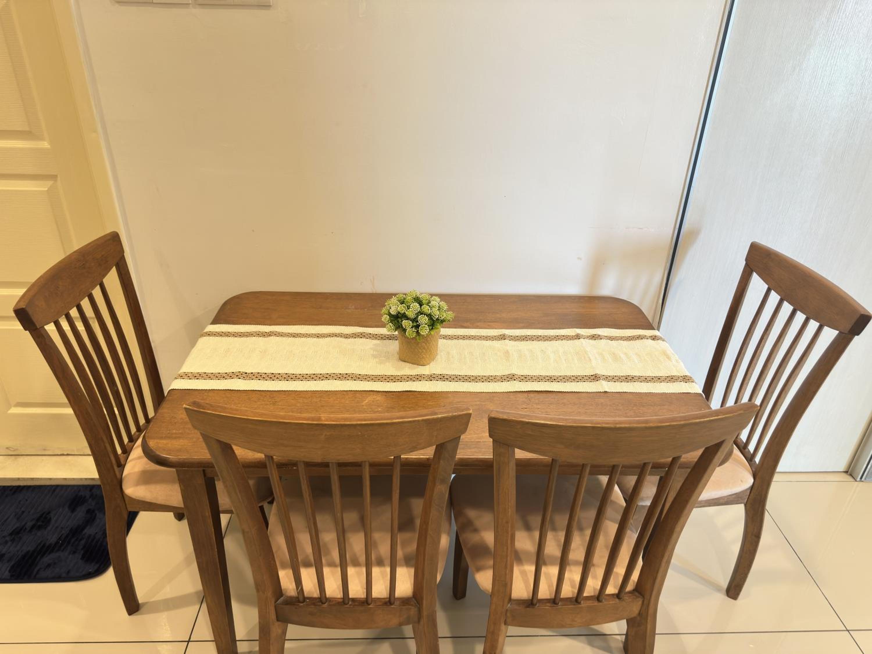 High-Floor Seaview Modern Suite 2BR Condo Next to Gurney & Georgetown Mansion one 26