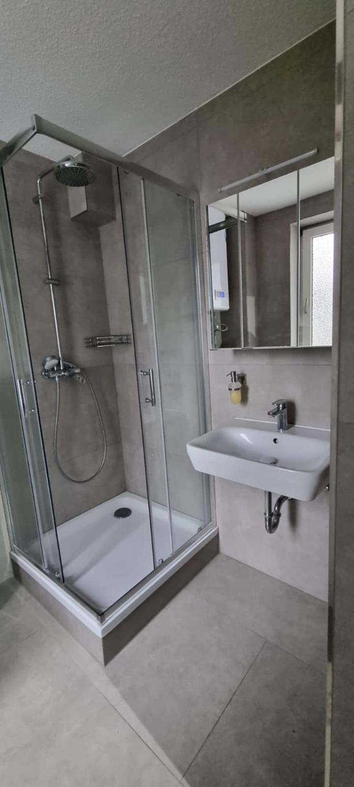 Schönes Privatzimmer an der Uniklinik Mainz