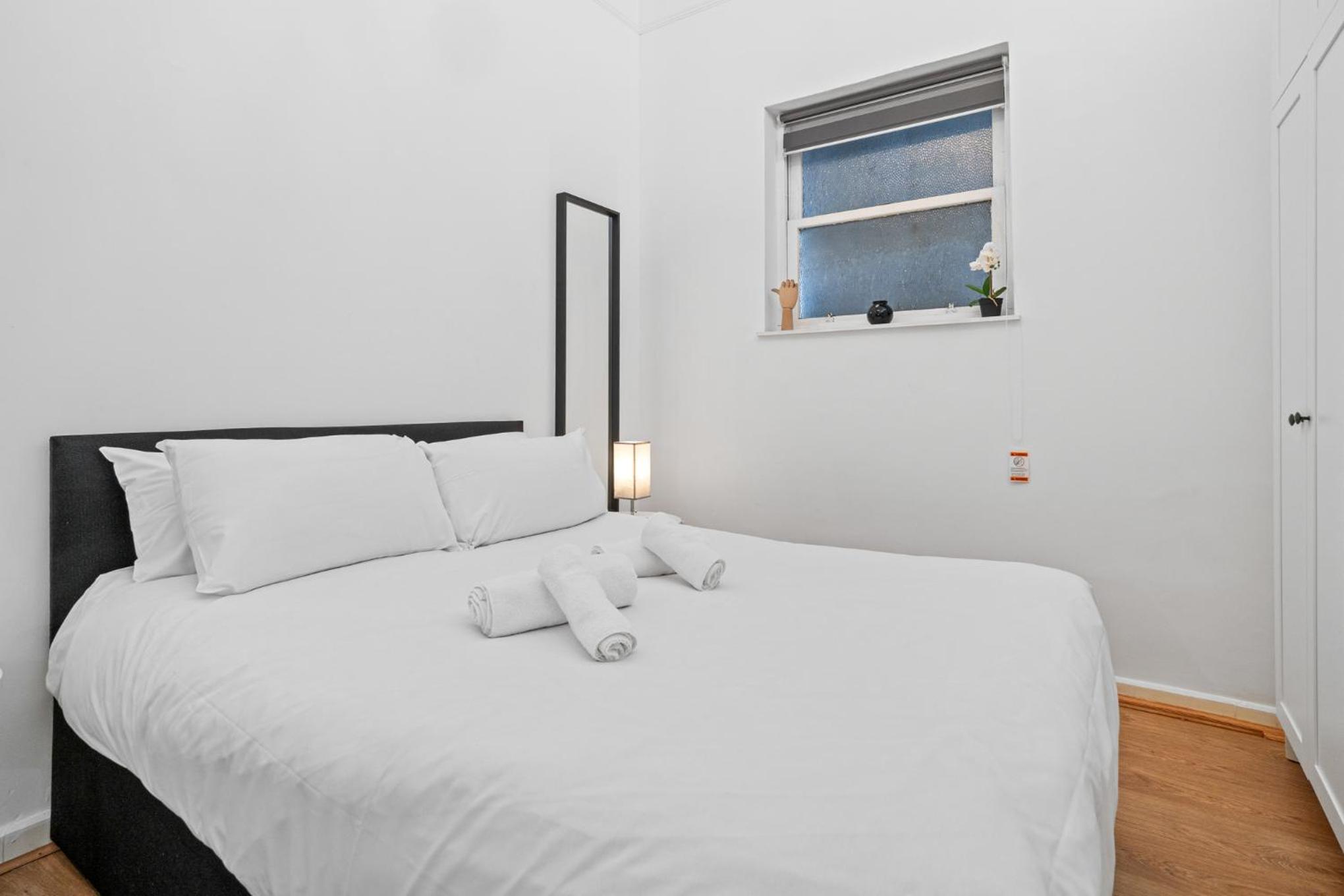 Charming 3BR by Redcliffe Gdns