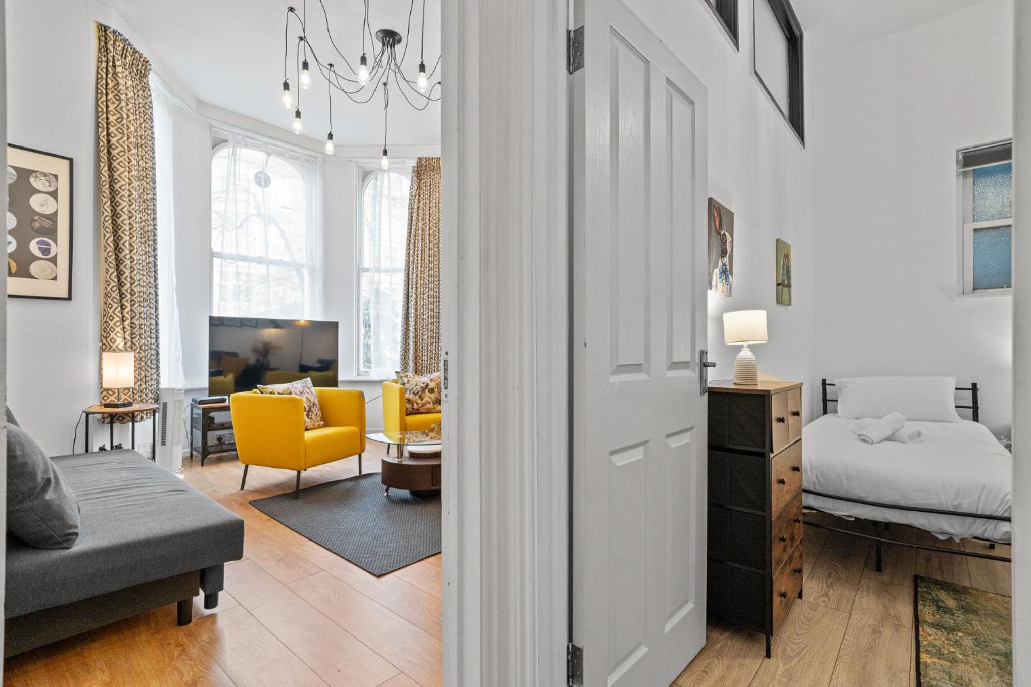 Charming 3BR by Redcliffe Gdns