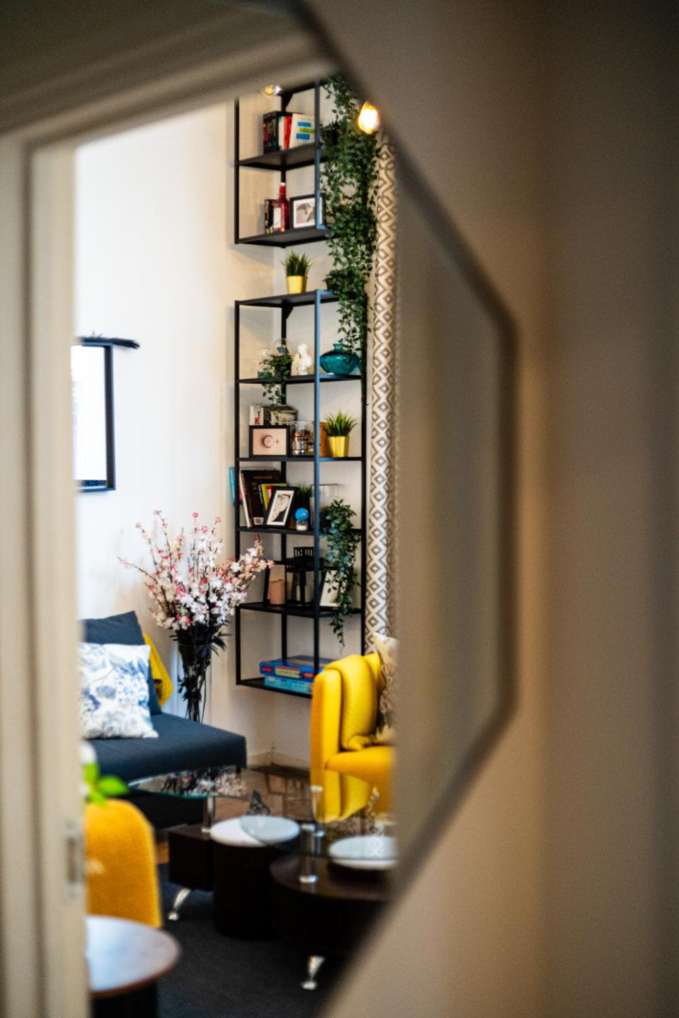 Charming 3BR by Redcliffe Gdns