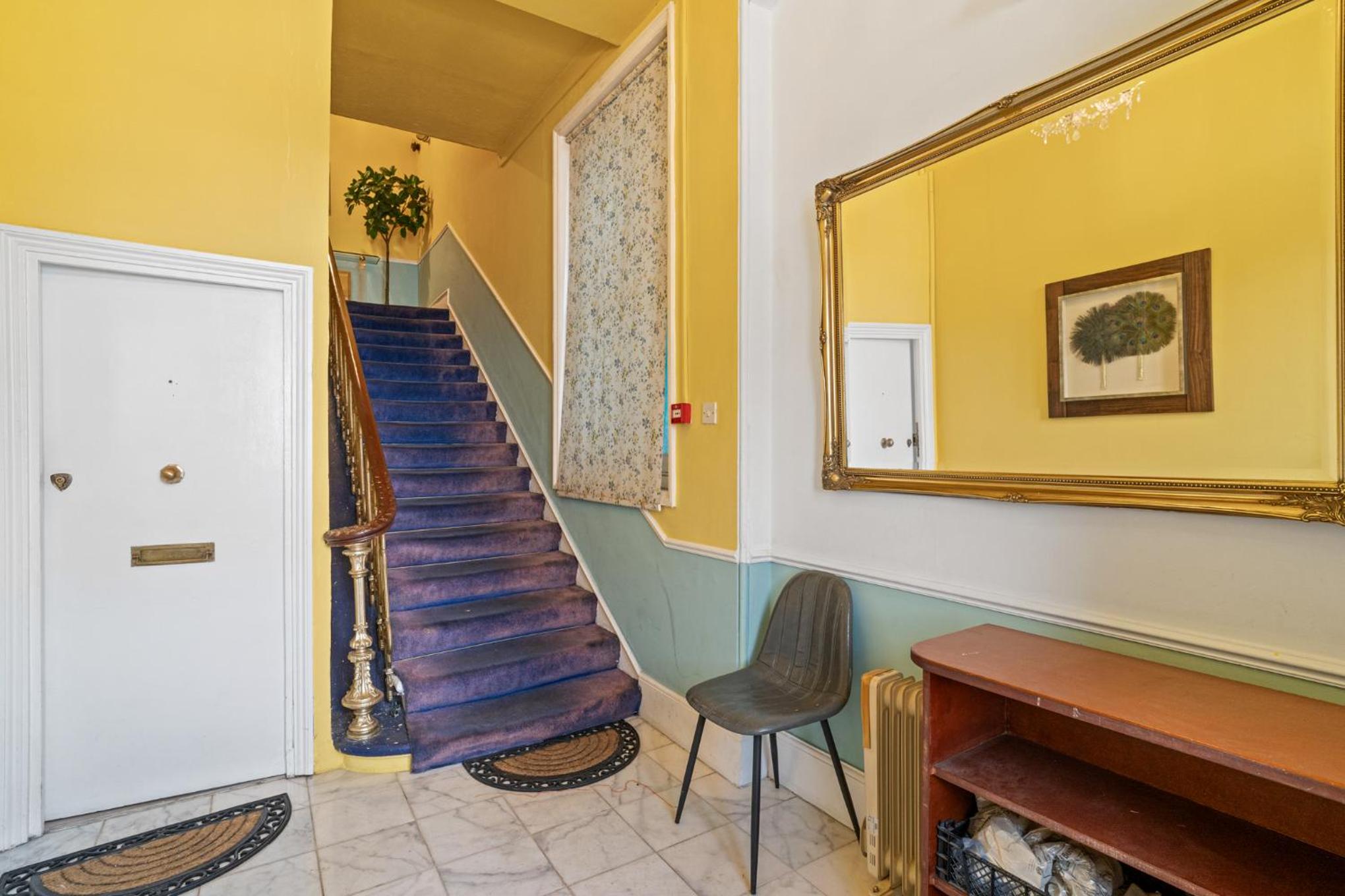 Charming 3BR by Redcliffe Gdns