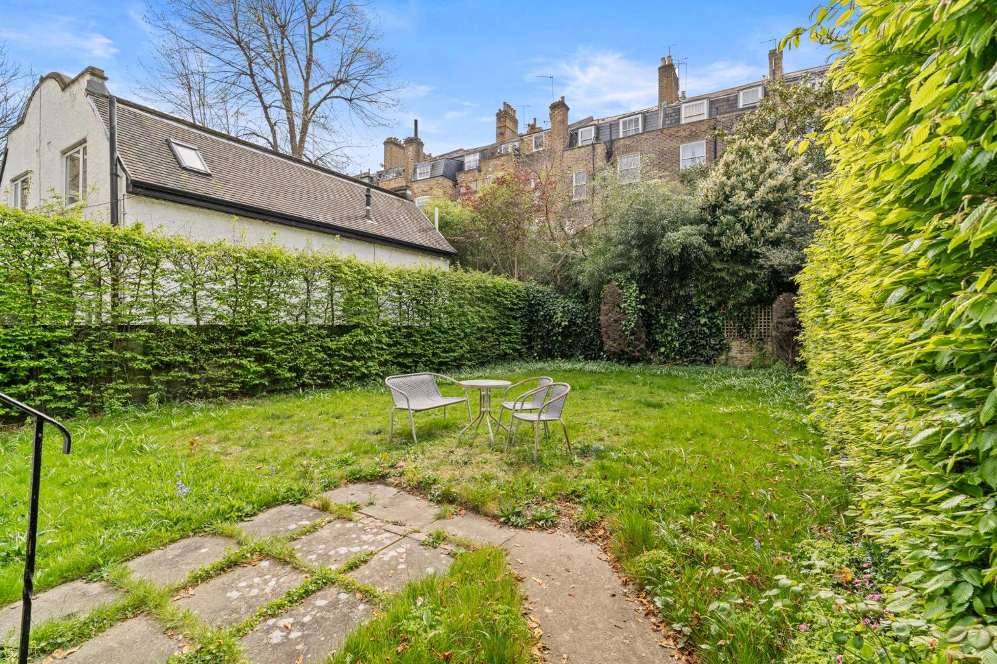 Charming 3BR by Redcliffe Gdns