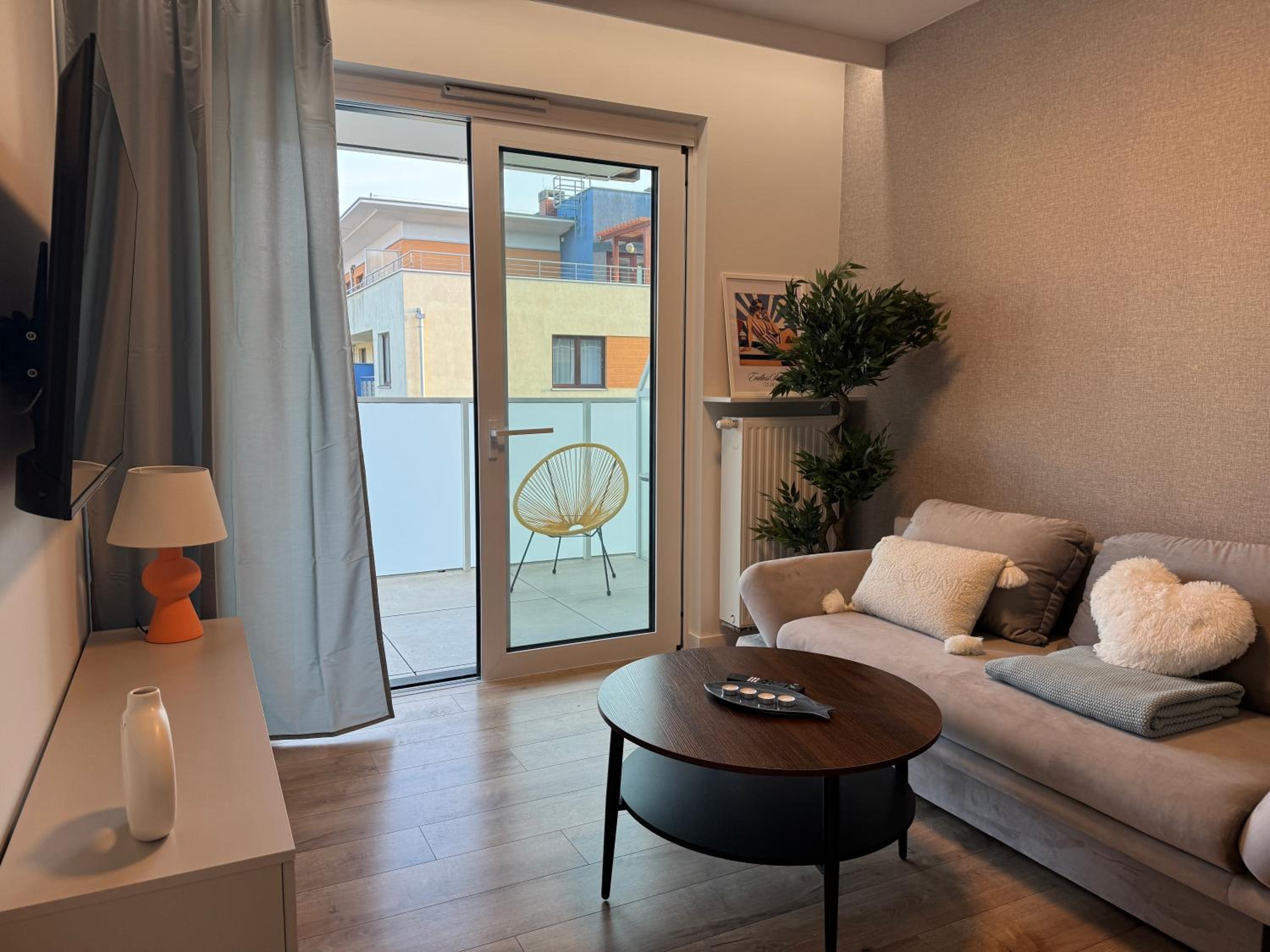 4SUMMER Salt Apartment Parking w cenie, stylowe elegnackie mieszkanie