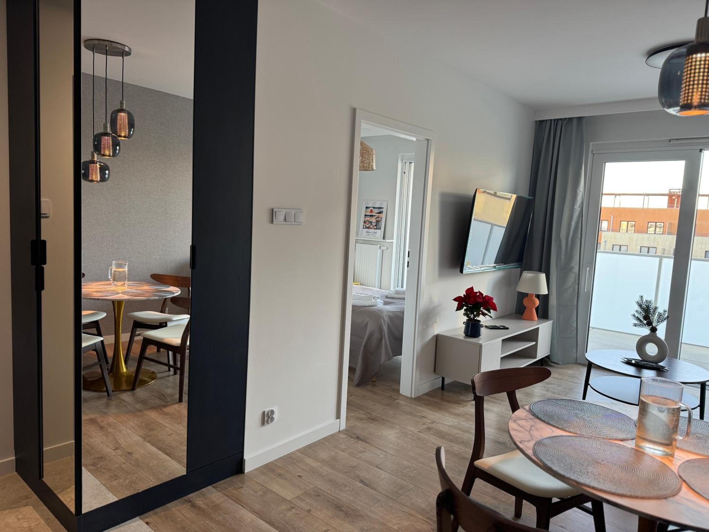 4SUMMER Salt Apartment Parking w cenie, stylowe elegnackie mieszkanie