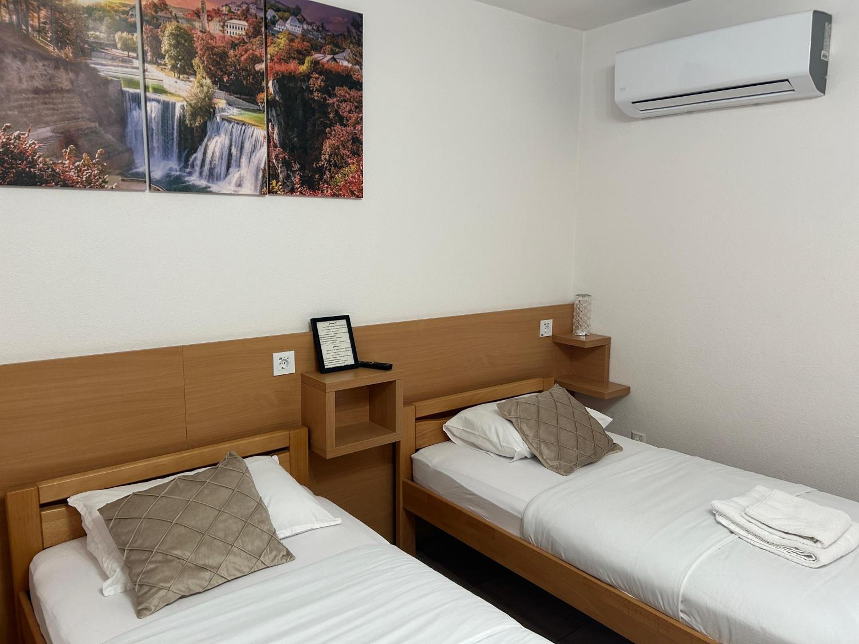 Apartmani Waterfall / Vodopad, photo 16