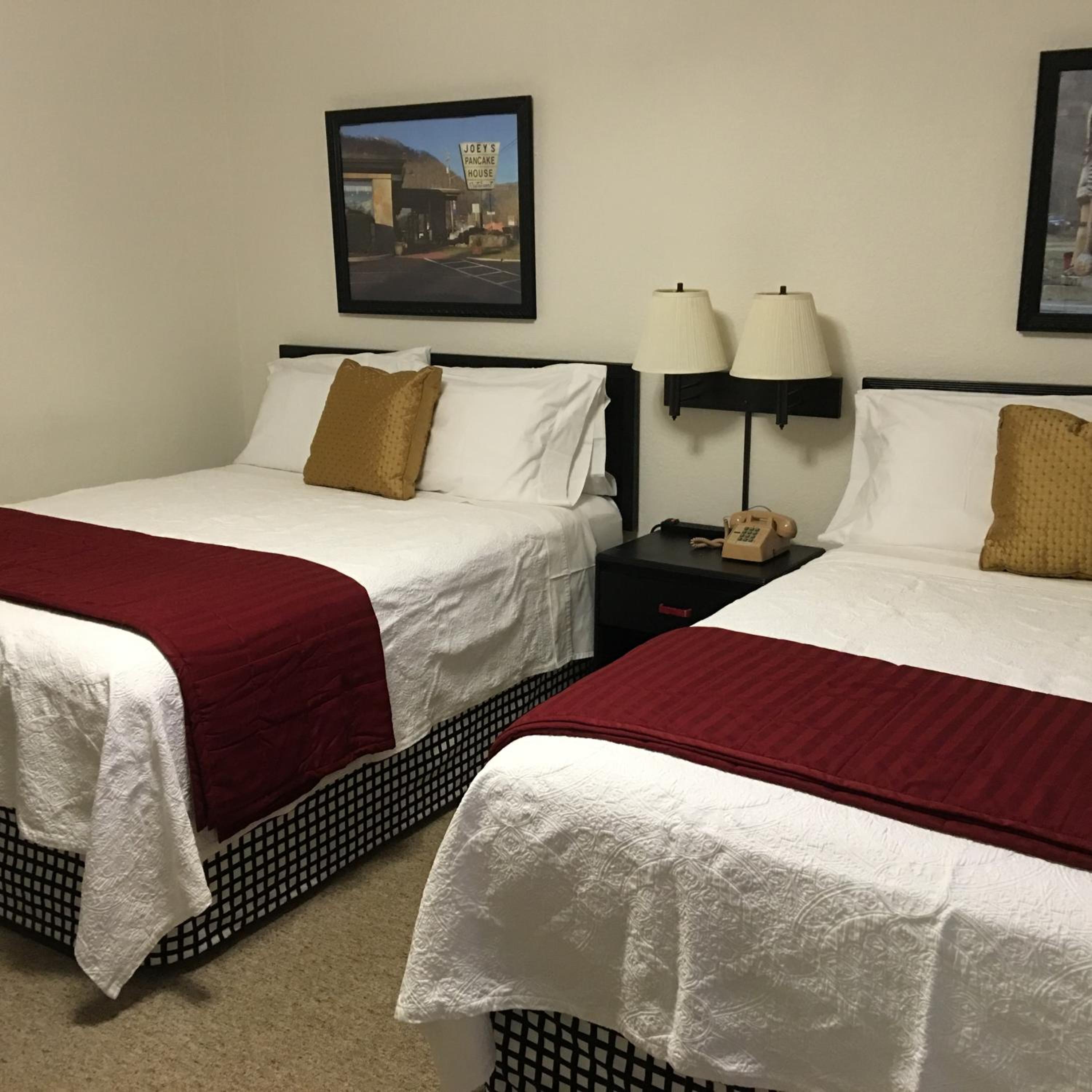 Cardinal Inn