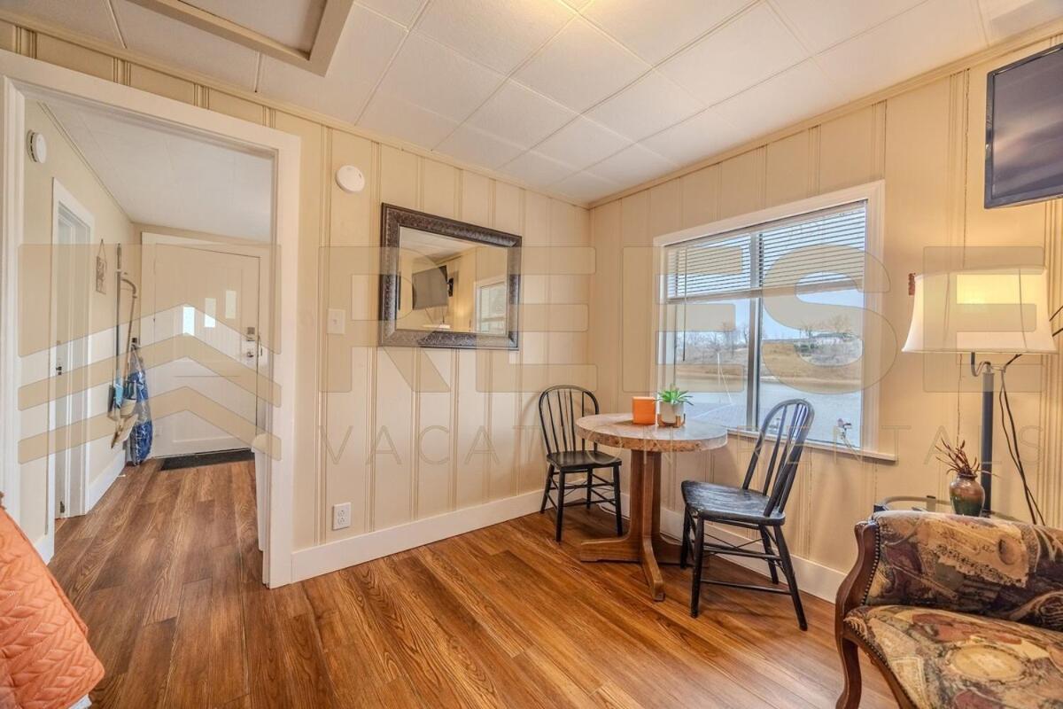 Beach Cabin #3