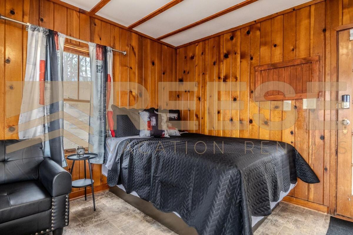 Beach Cabin #5