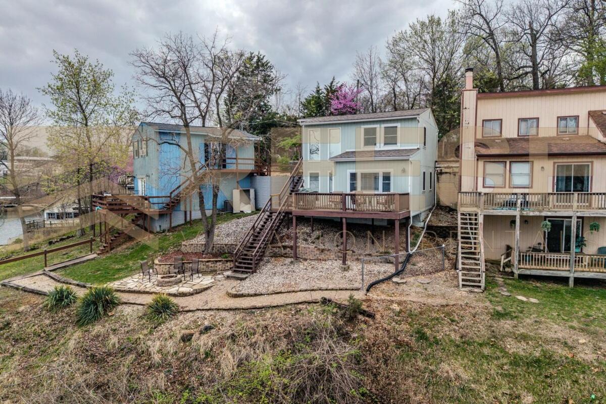 Thornsberry Beach Loft