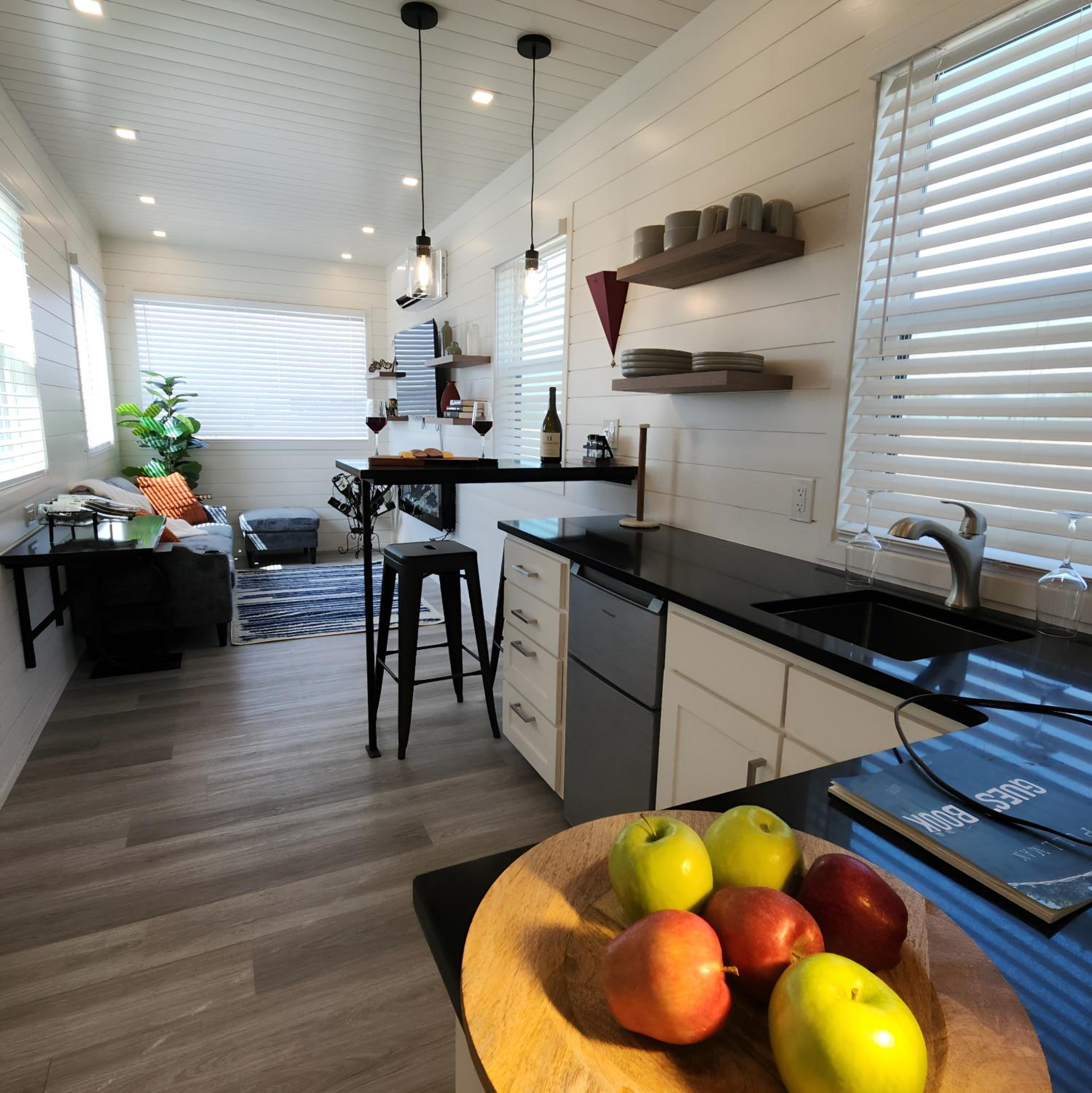 Exclusive Wine Country Stay Pool, Firepit & Games